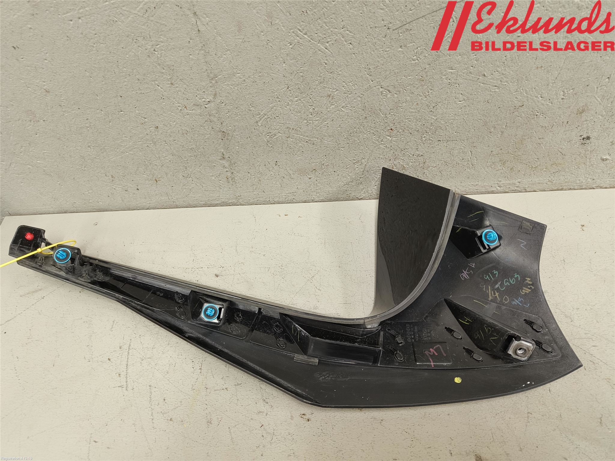 Nissan LEAF 18- Spoiler Baklucka