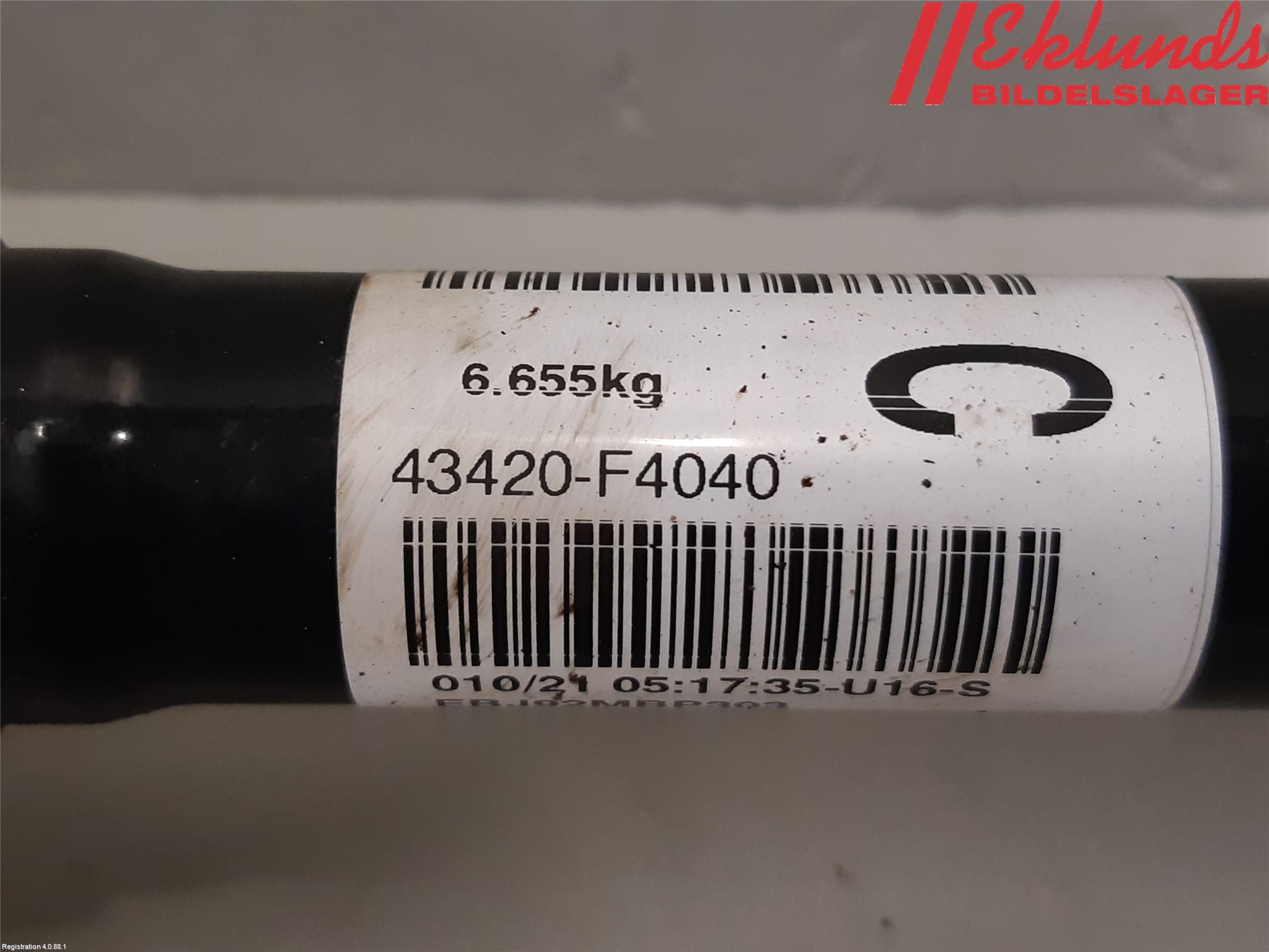 Toyota C-HR 16-23 Drivaxel Fram Vänster