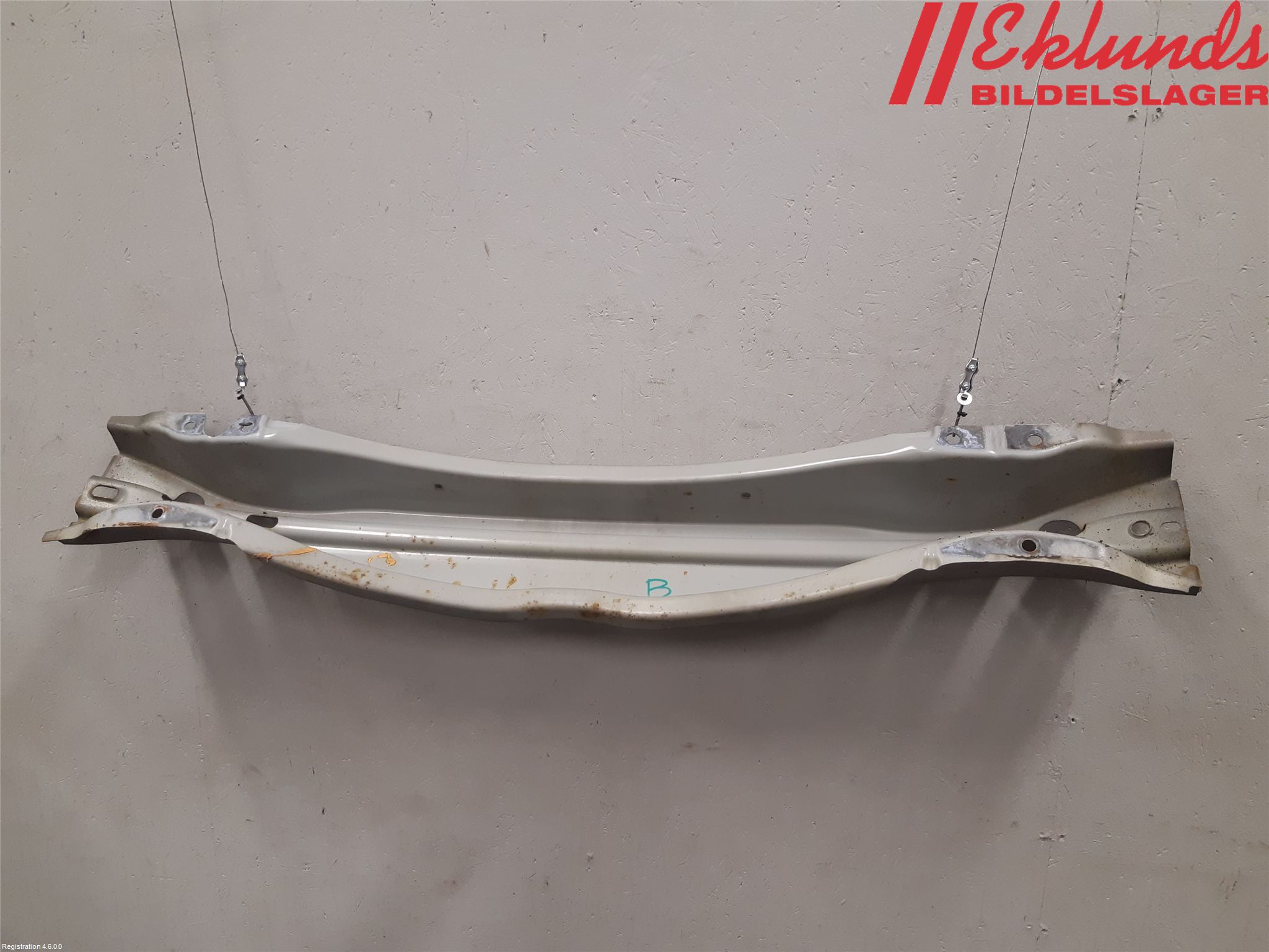 Volvo V70 08-13 Stötfångarbalk Bak