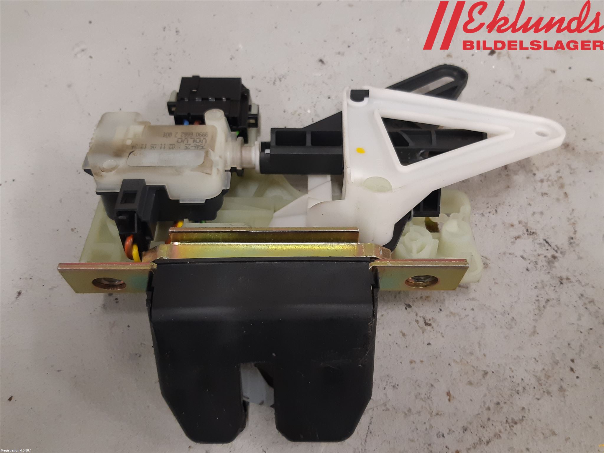 Volvo XC70 05-07 Låskista Baklucka