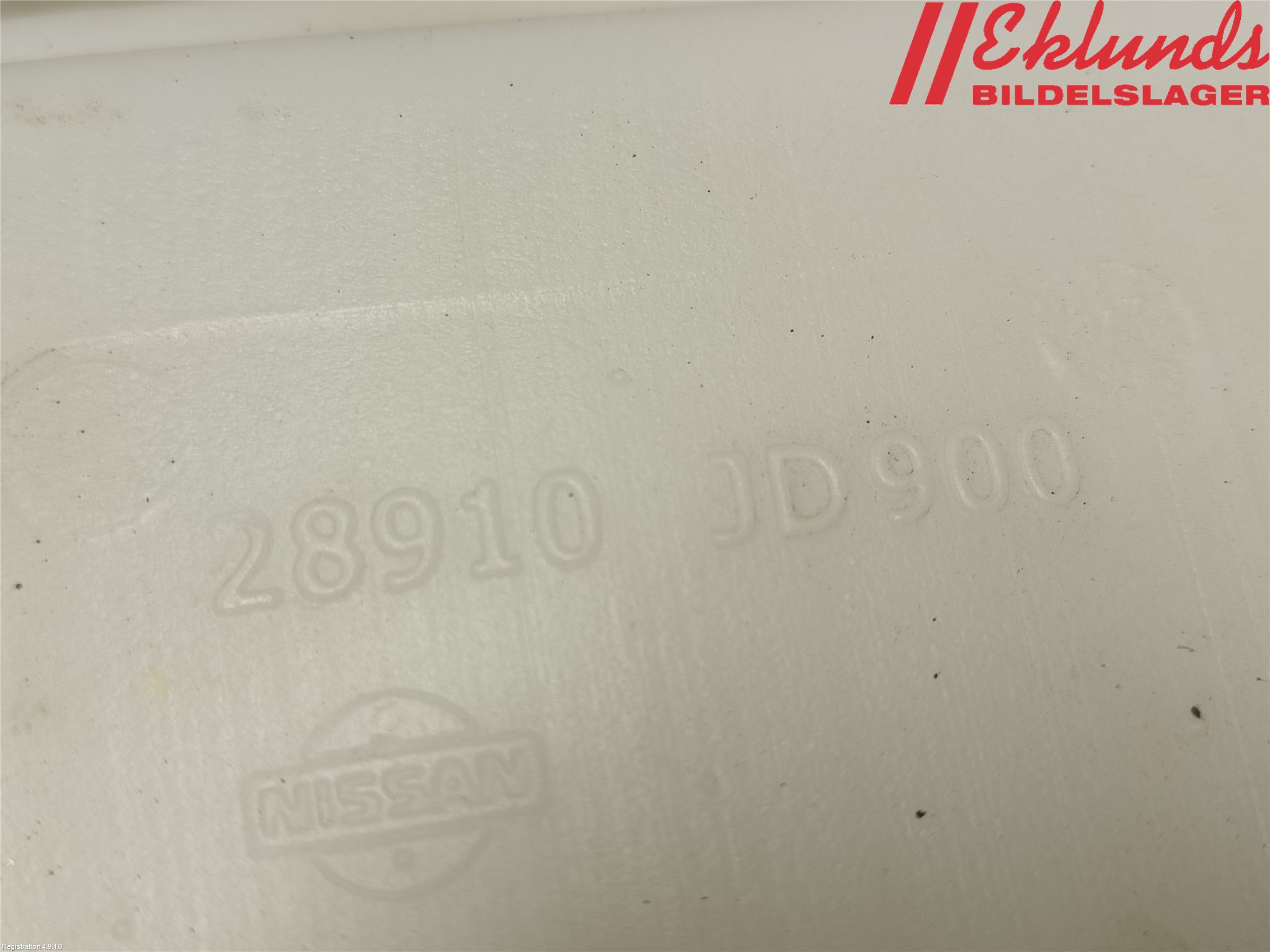 Nissan QASHQAI 10-14 Spolartank Vindruta