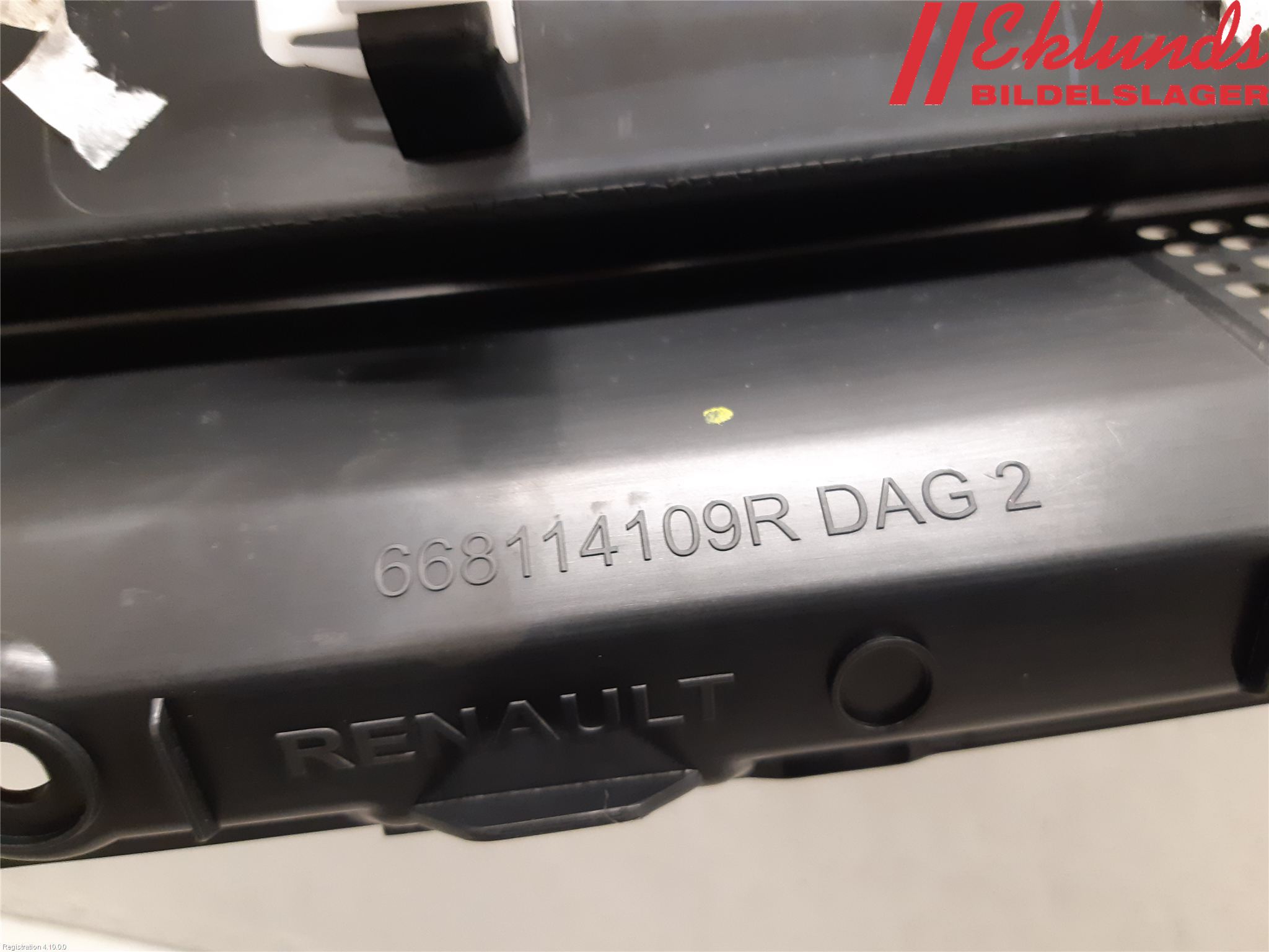 Dacia SANDERO/STEPWAY 21- Torpedplåt-Torpedplast