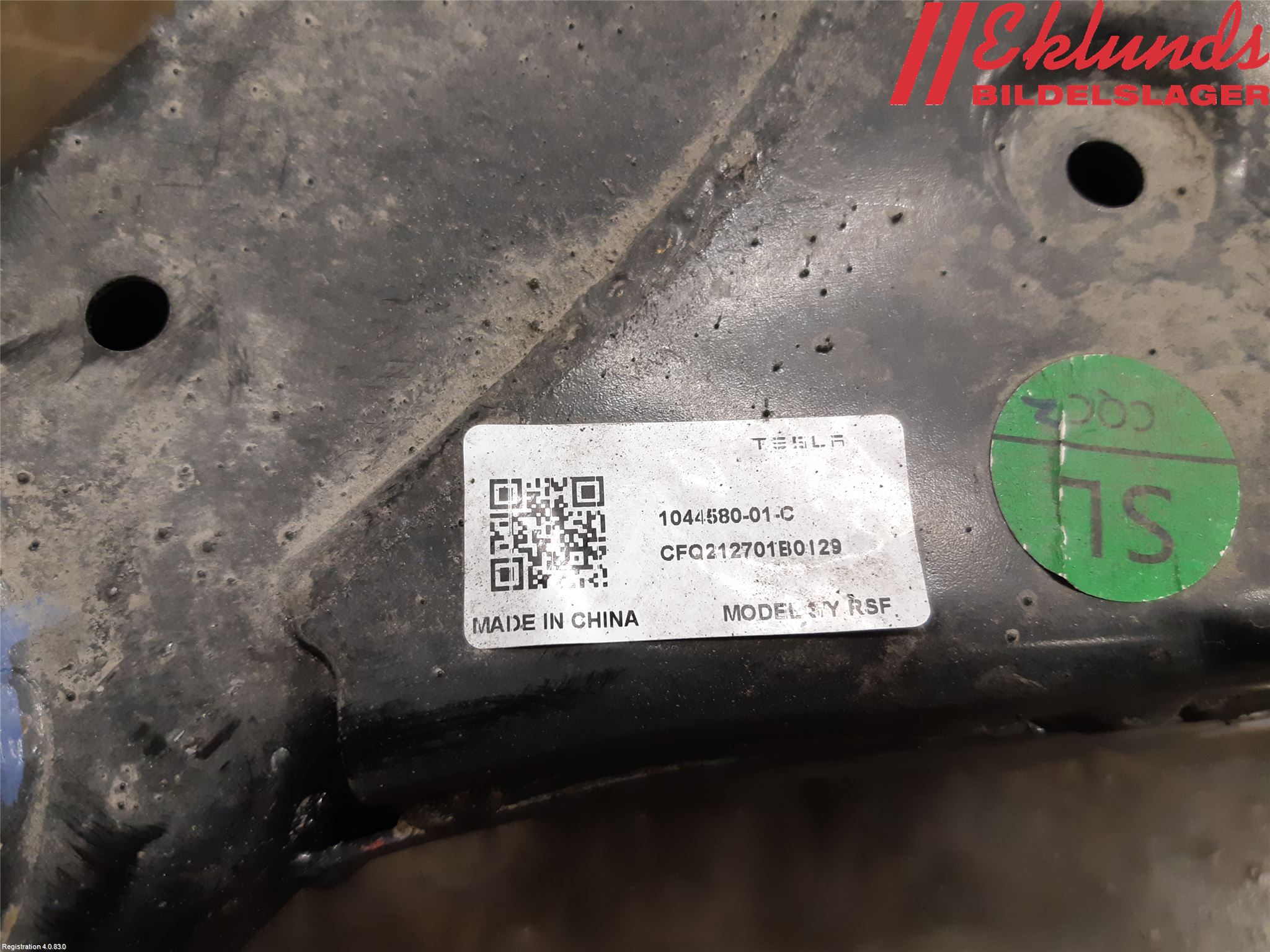 Tesla MODEL Y 21- Bakaxelbalk