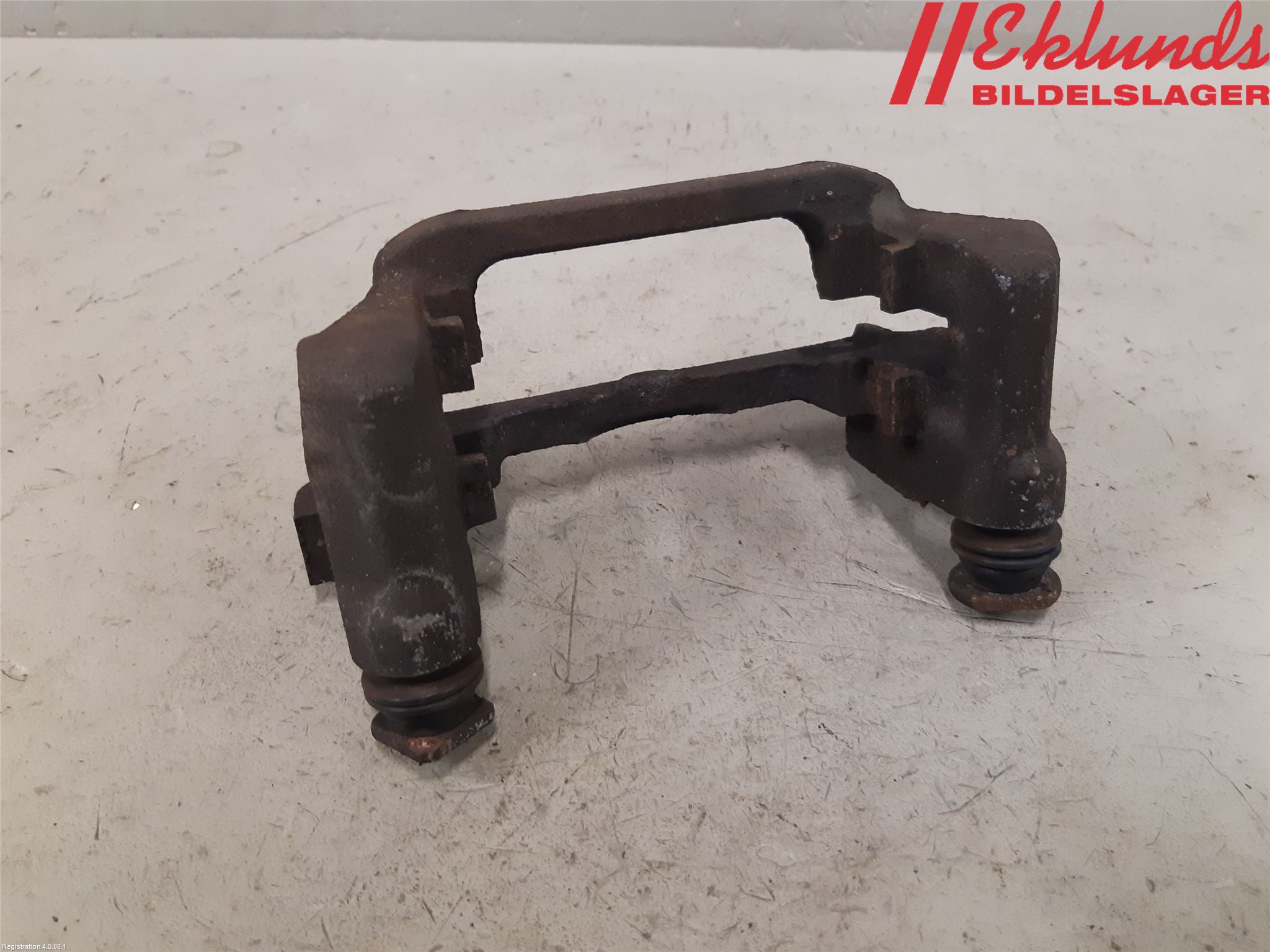 Mitsubishi OUTLANDER 13-21 Bromsokshållare