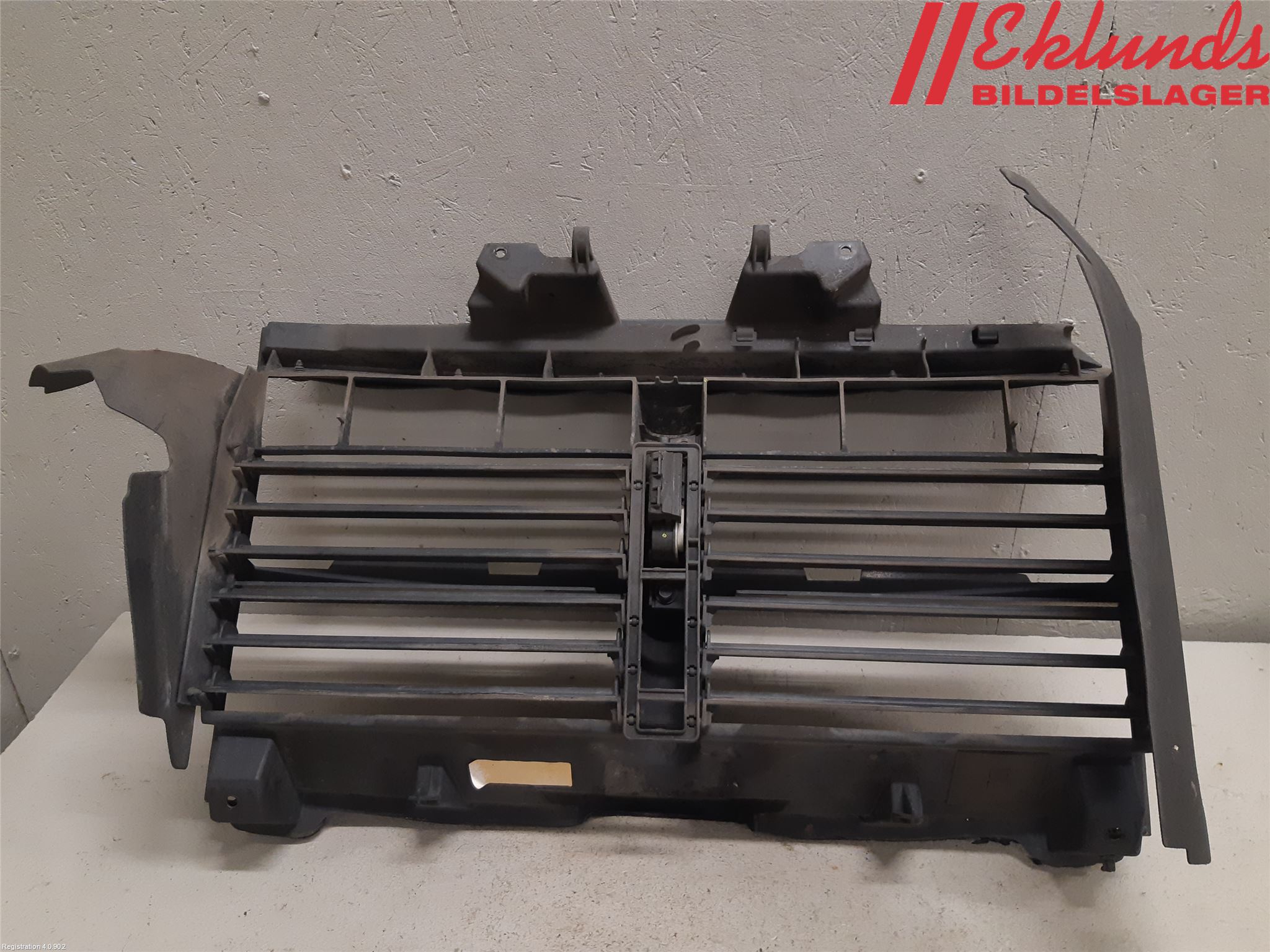 Dodge PICK UP RAM 81- Deflektor Plåt-Plast Kylning