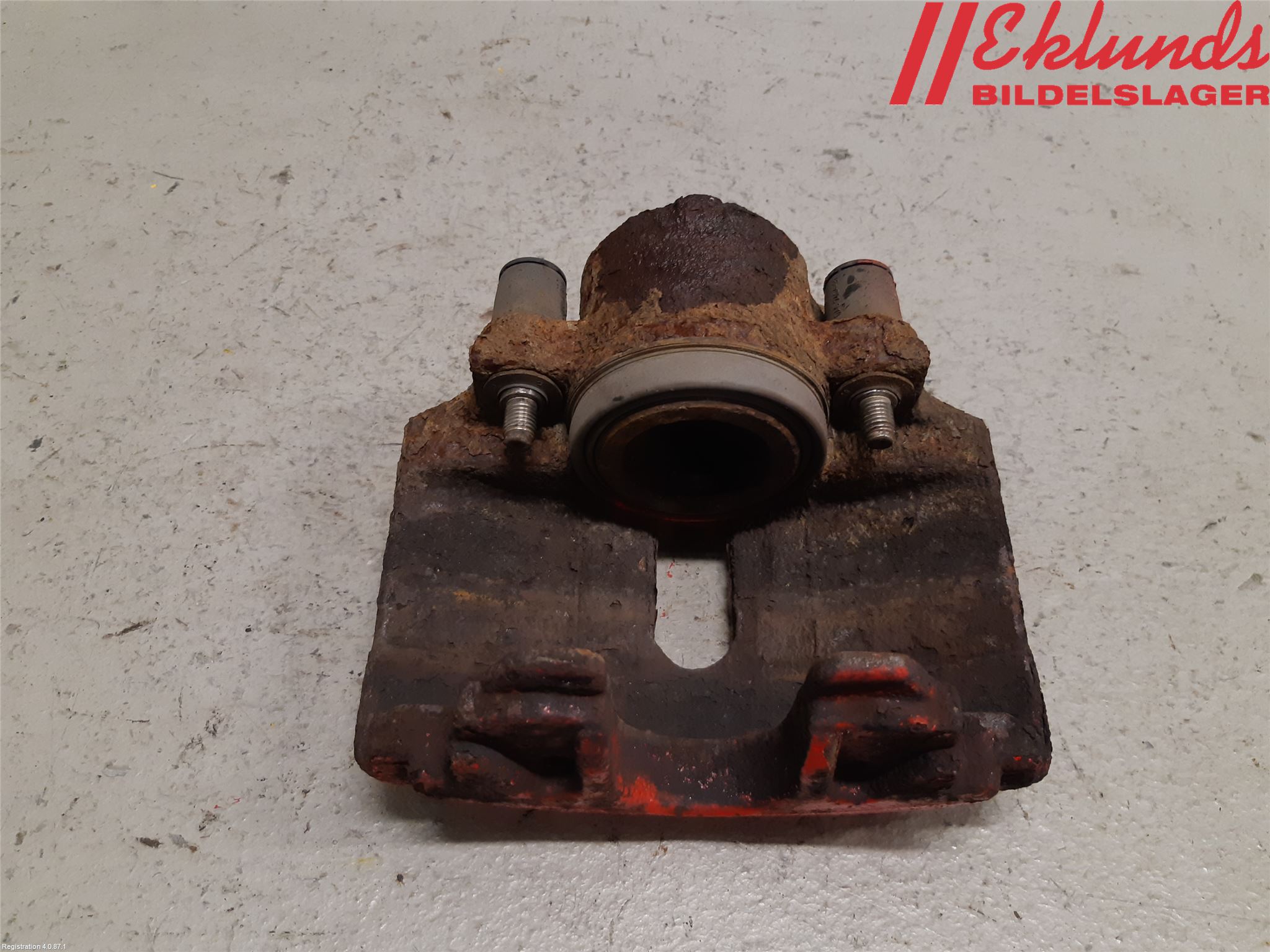Volkswagen VW PASSAT 11-14 Bromsok Fram Höger