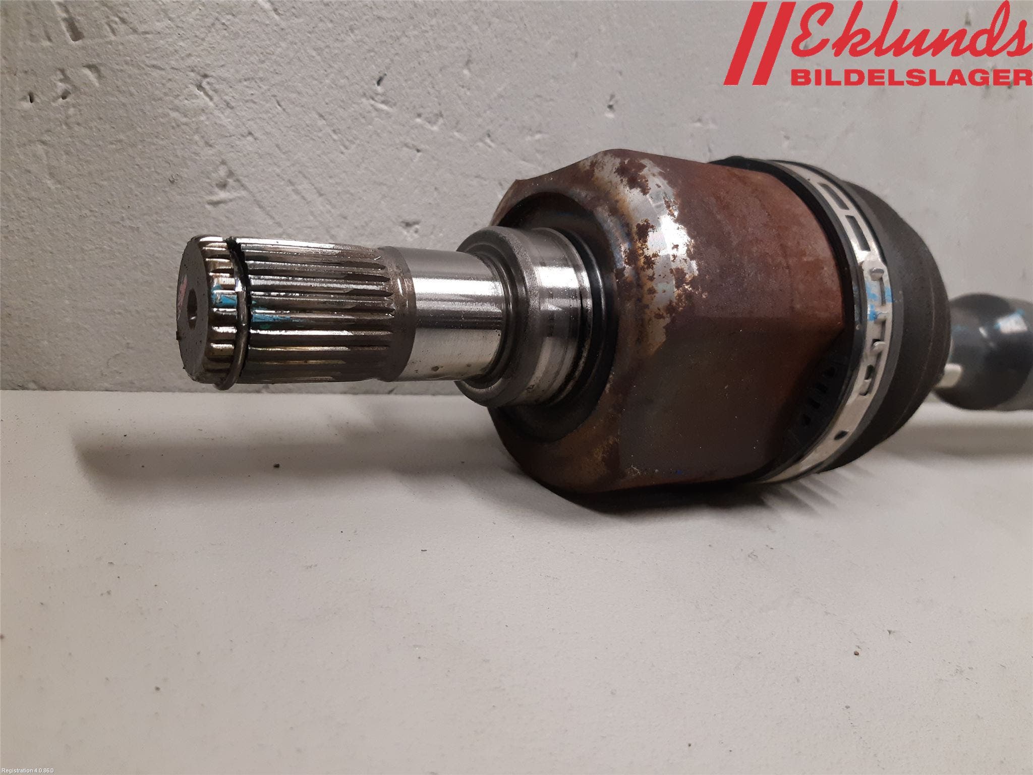 Kia SOUL 09- Drivaxel Fram Höger