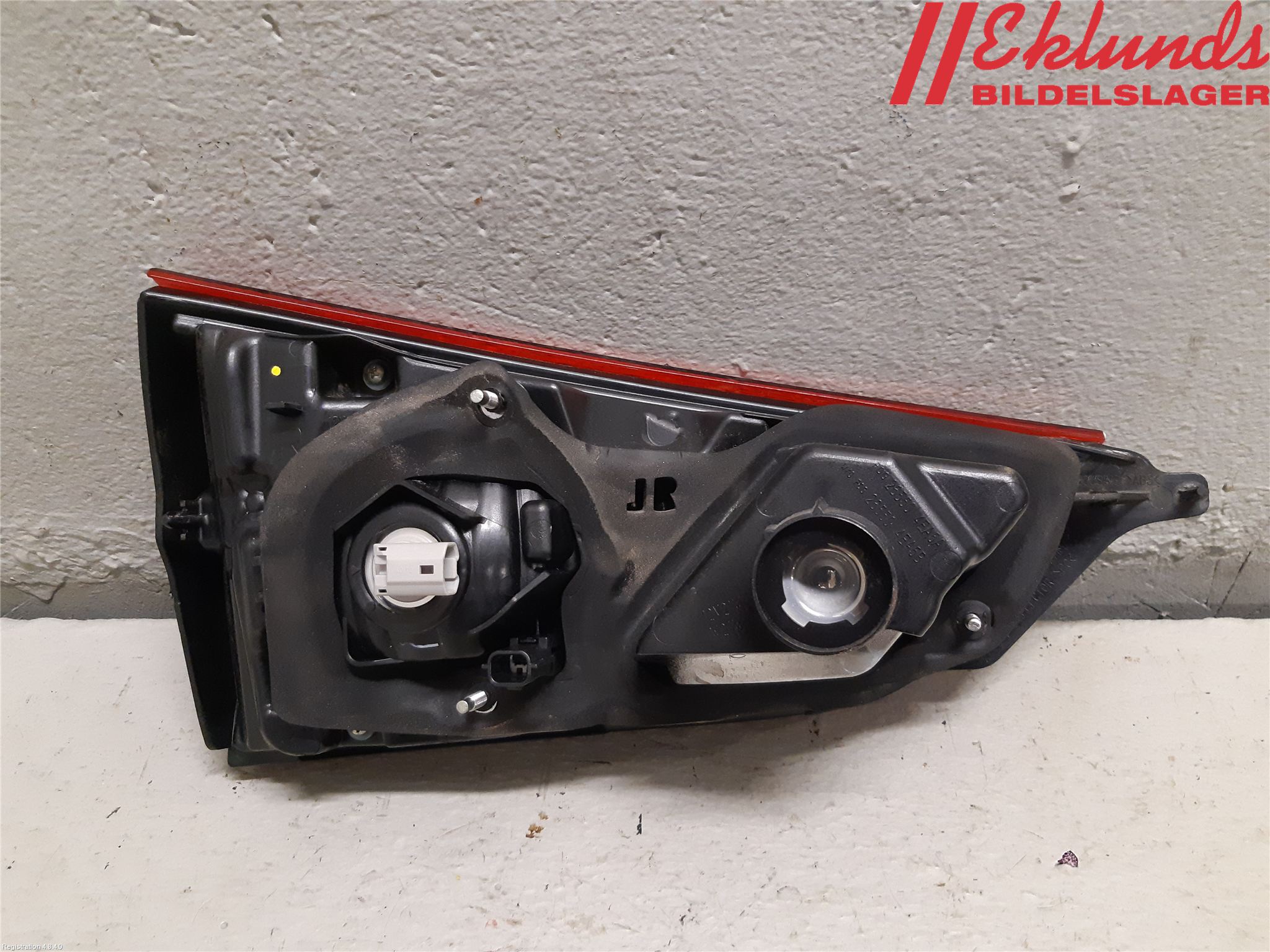 Nissan QASHQAI 14-17 Bakljus Lucka Hö