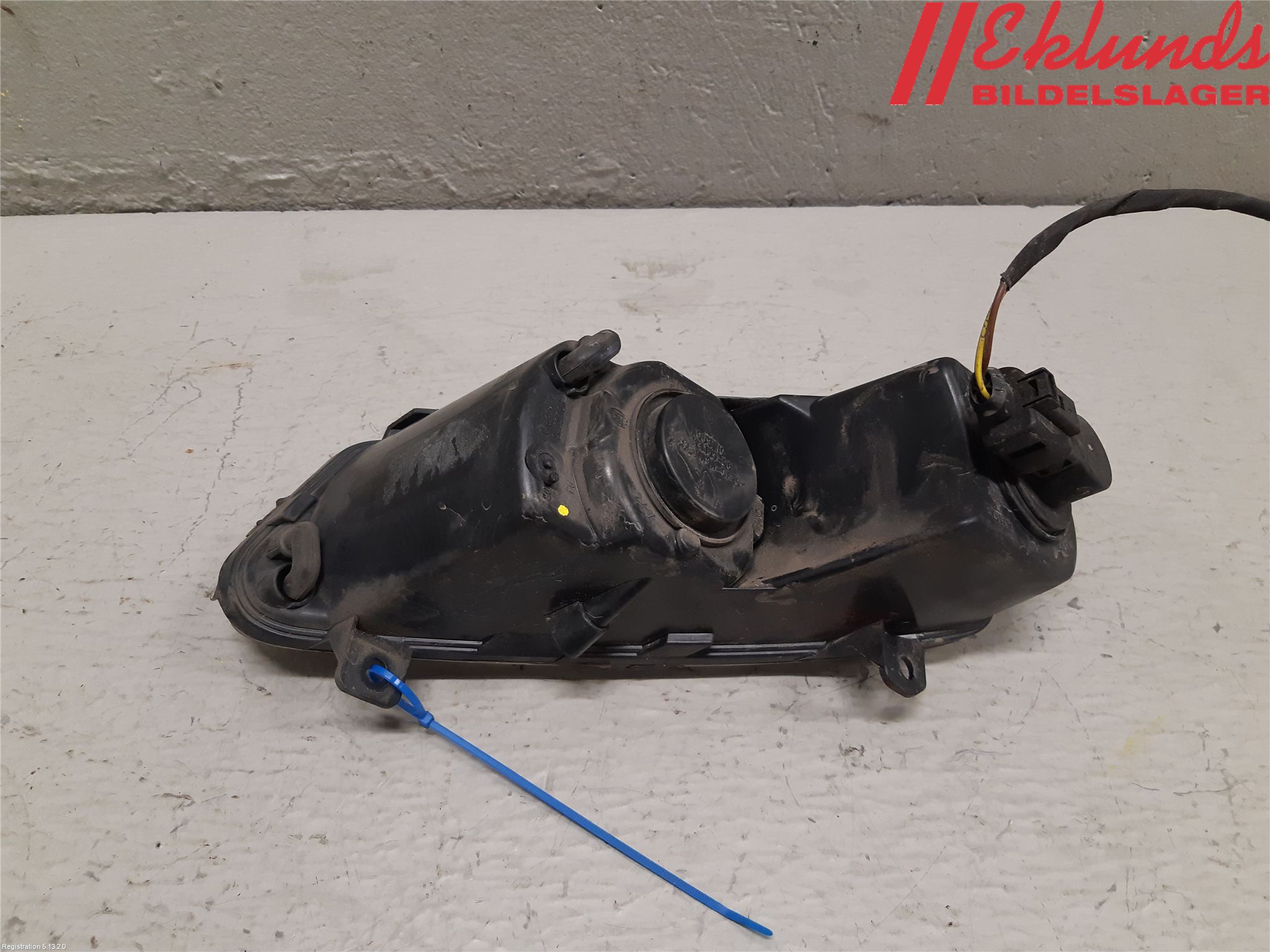 Volkswagen VW POLO 10-17 Dimljus-Varselljus Fram