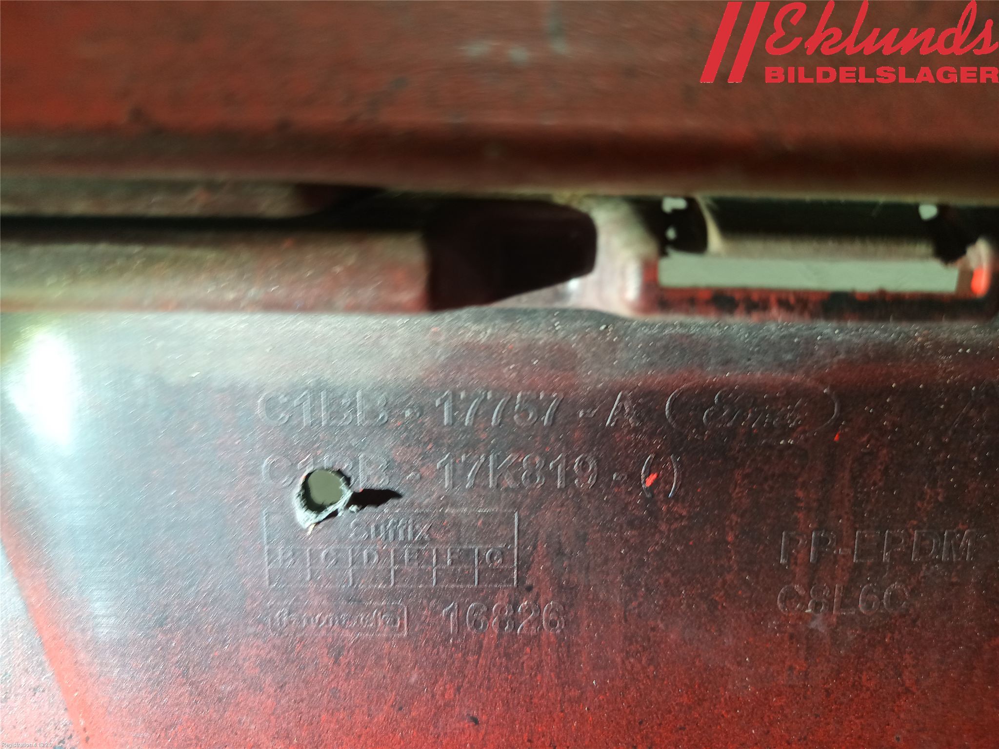 Ford FIESTA 13-17 Stötfångarbeklädnad Fram