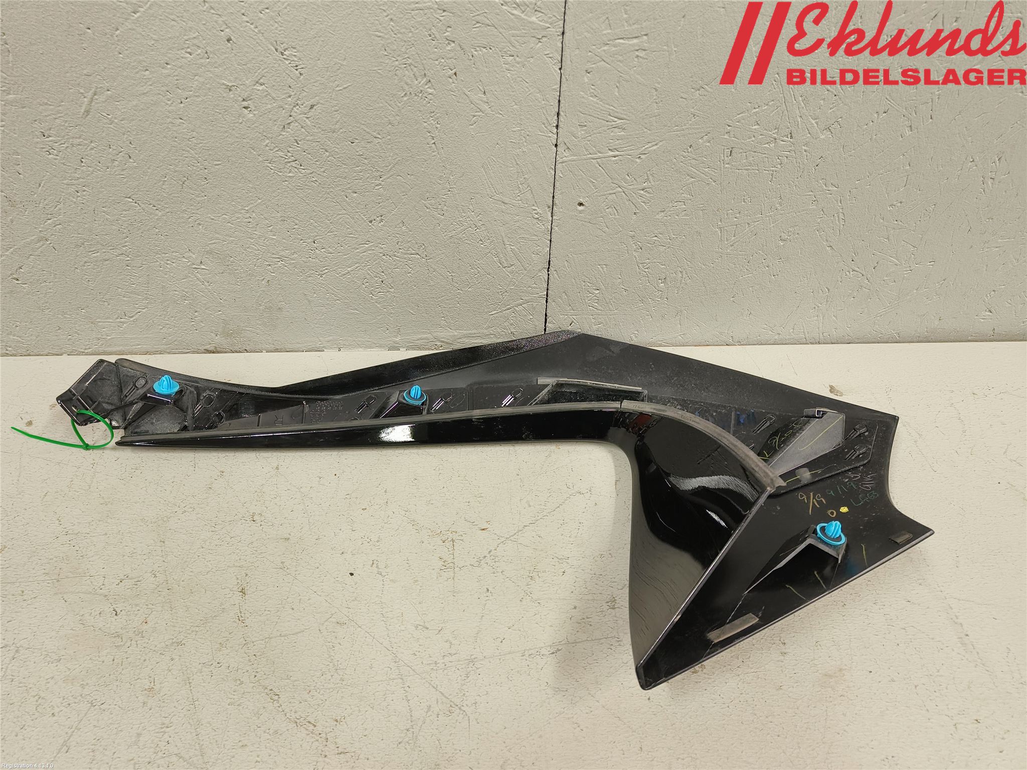 Nissan LEAF 18- Spoiler Baklucka