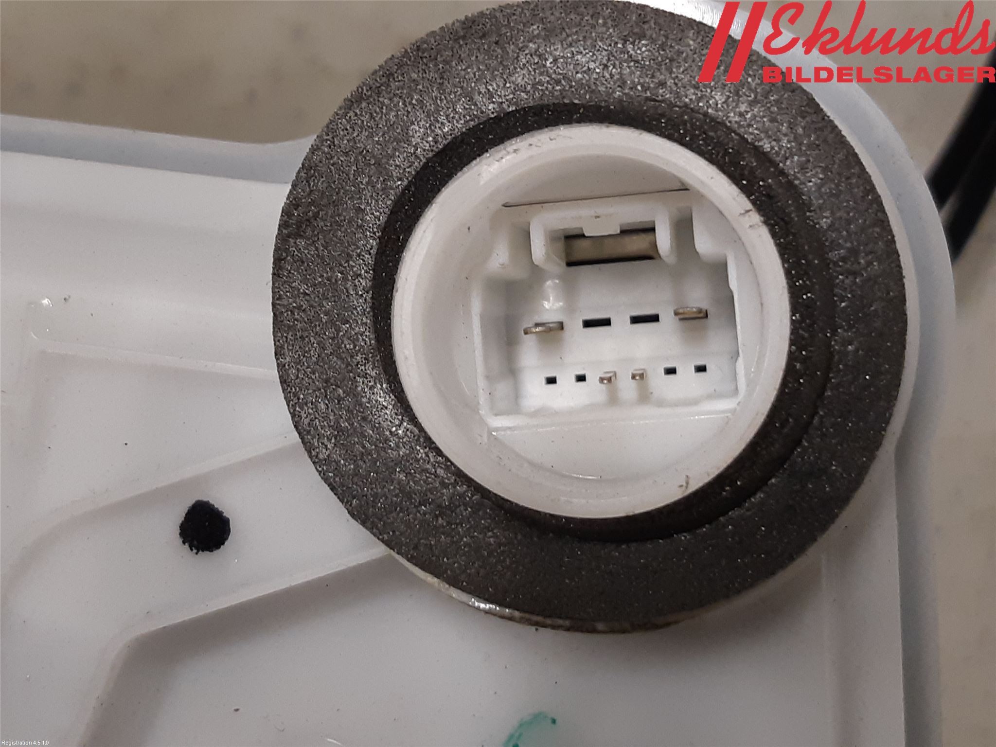 Toyota COROLLA 19- Låskista-Dörrlås