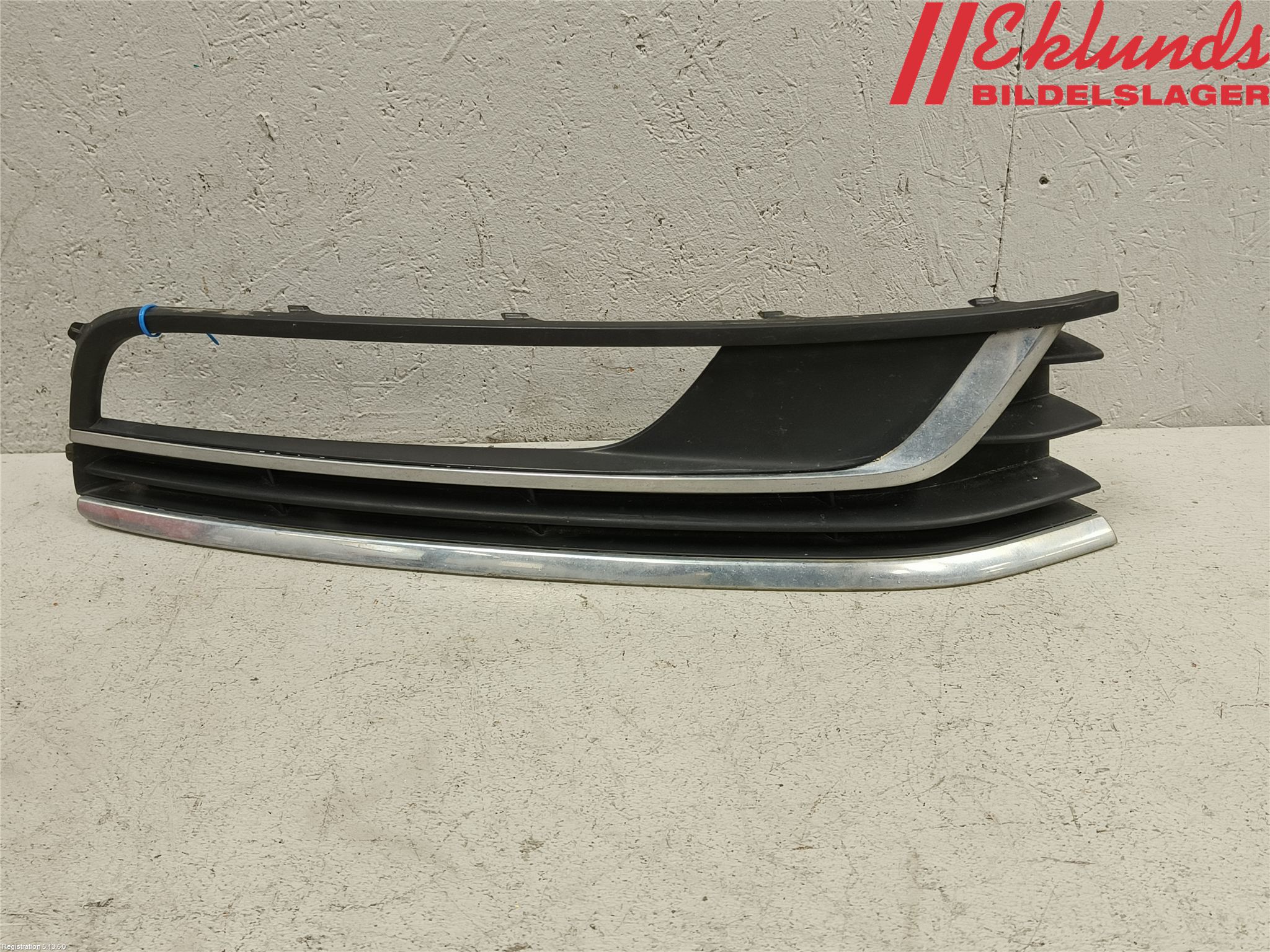 Volkswagen VW PASSAT 11-14 Dimljussarg Fram