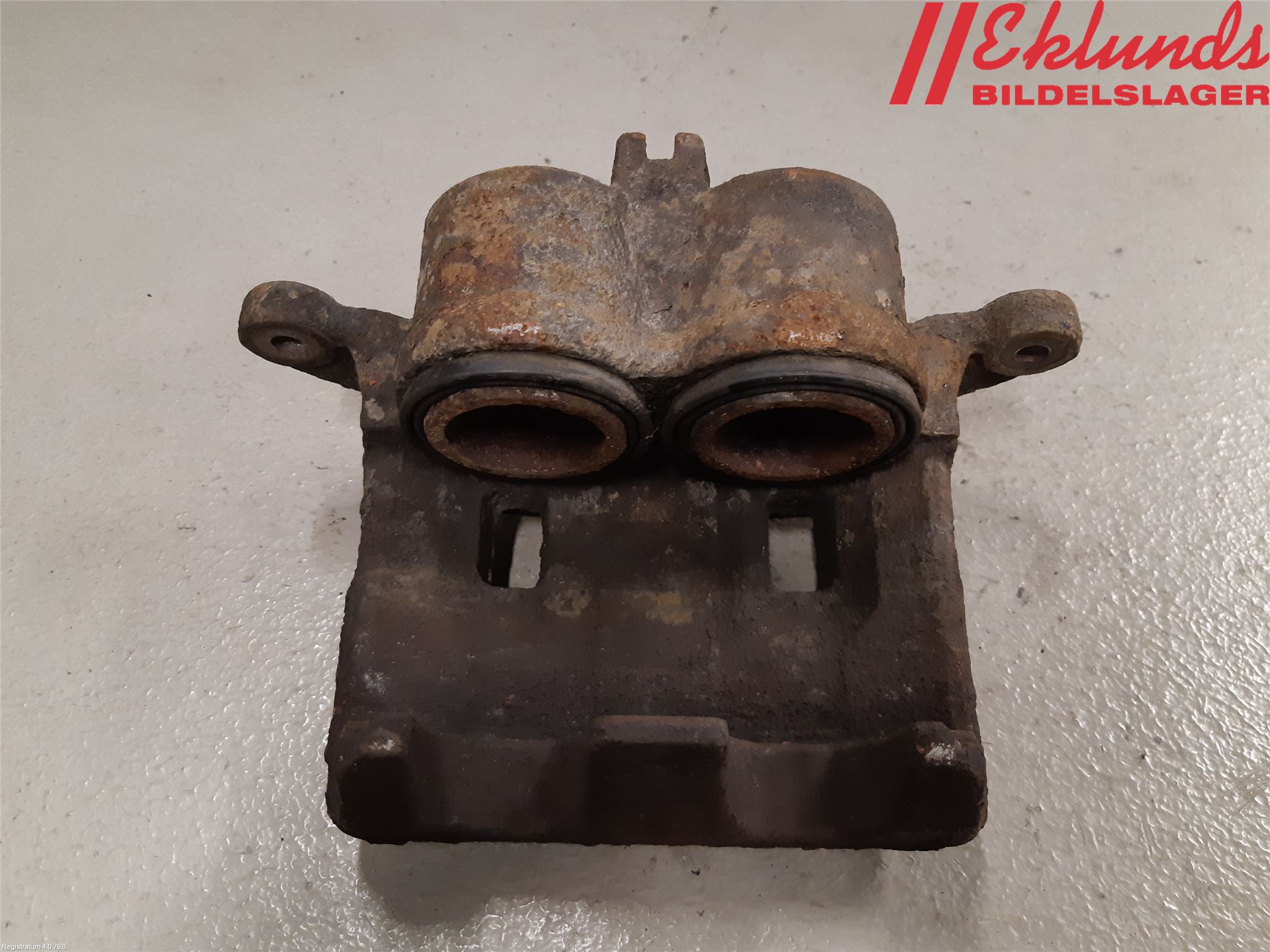 Nissan NAVARA 05-16 Bromsok Fram Höger