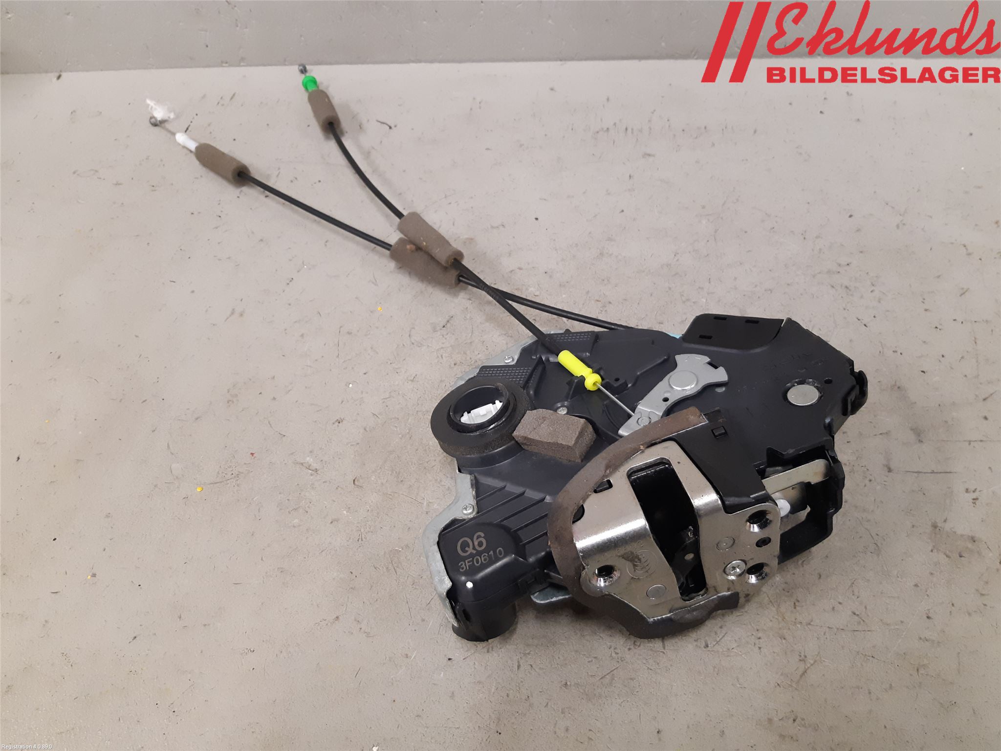 Lexus IS 250/350 14-20 Låskista-Dörrlås