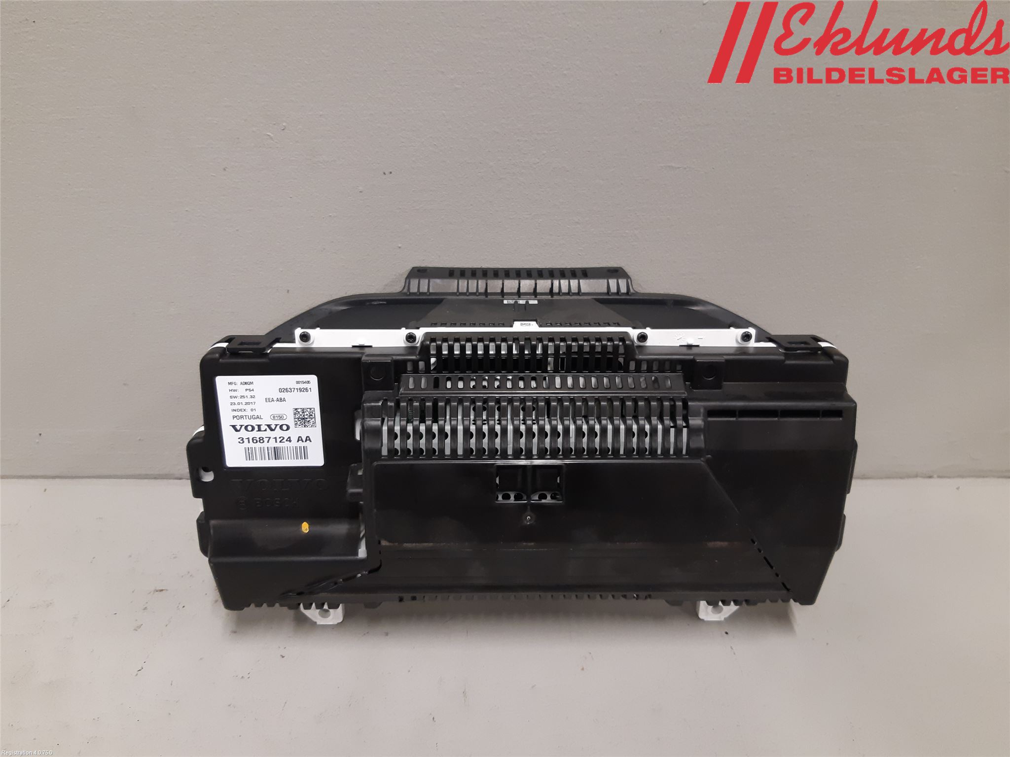 Volvo V90 17->> Instrument Komb