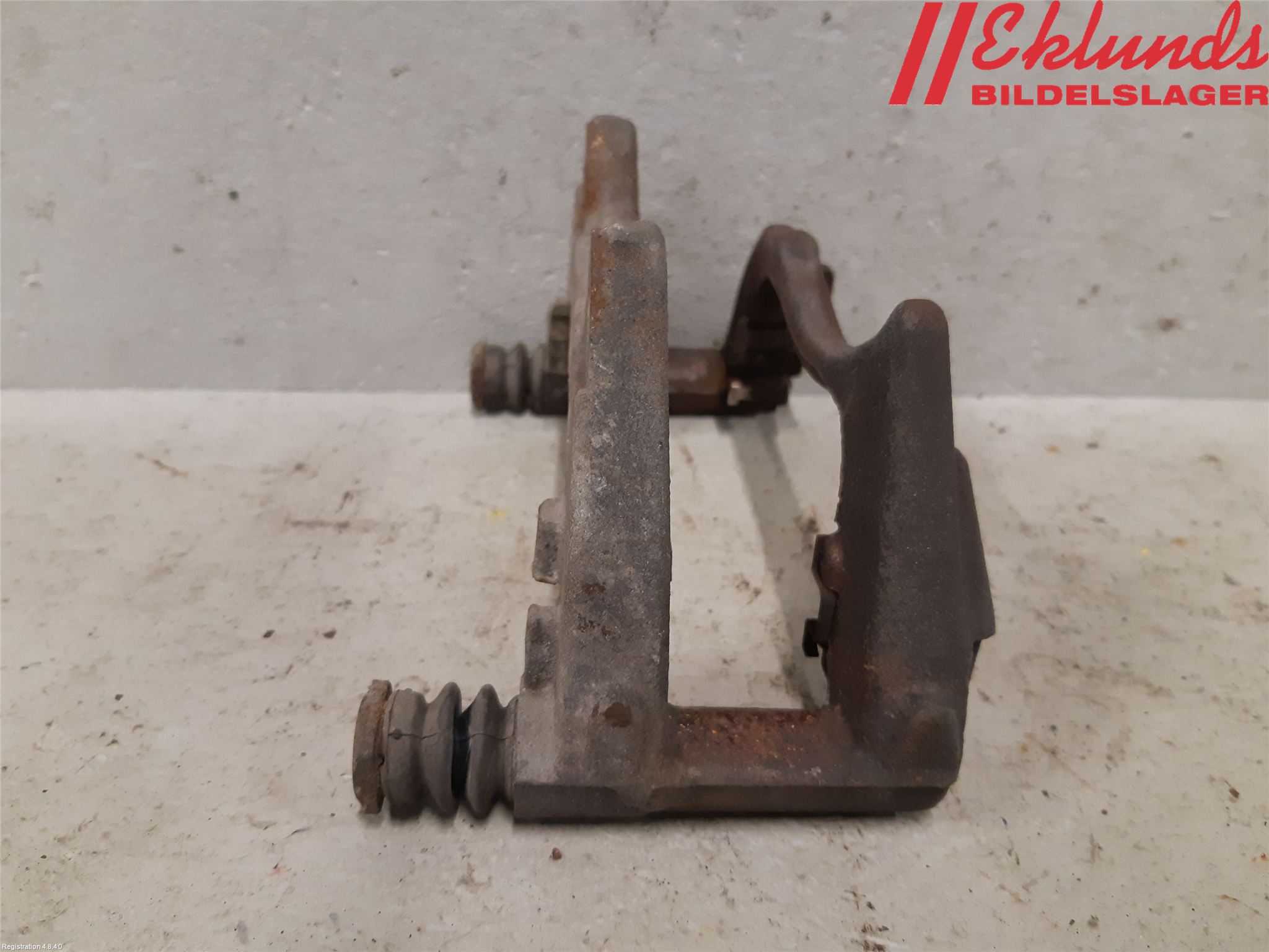 Fiat TIPO/CROSS 16- Bromsokshållare