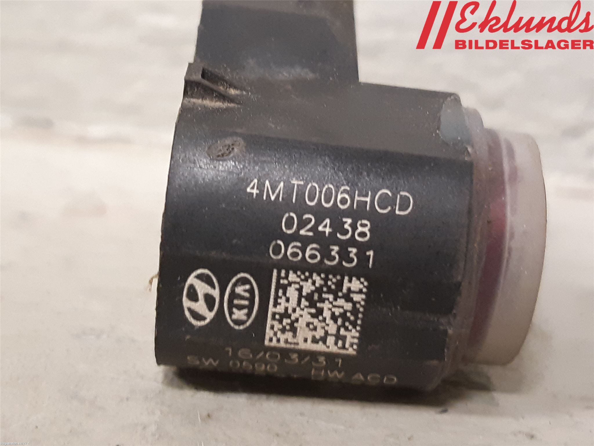 Hyundai i40 08-15 Parkeringshjälp Frontsensor