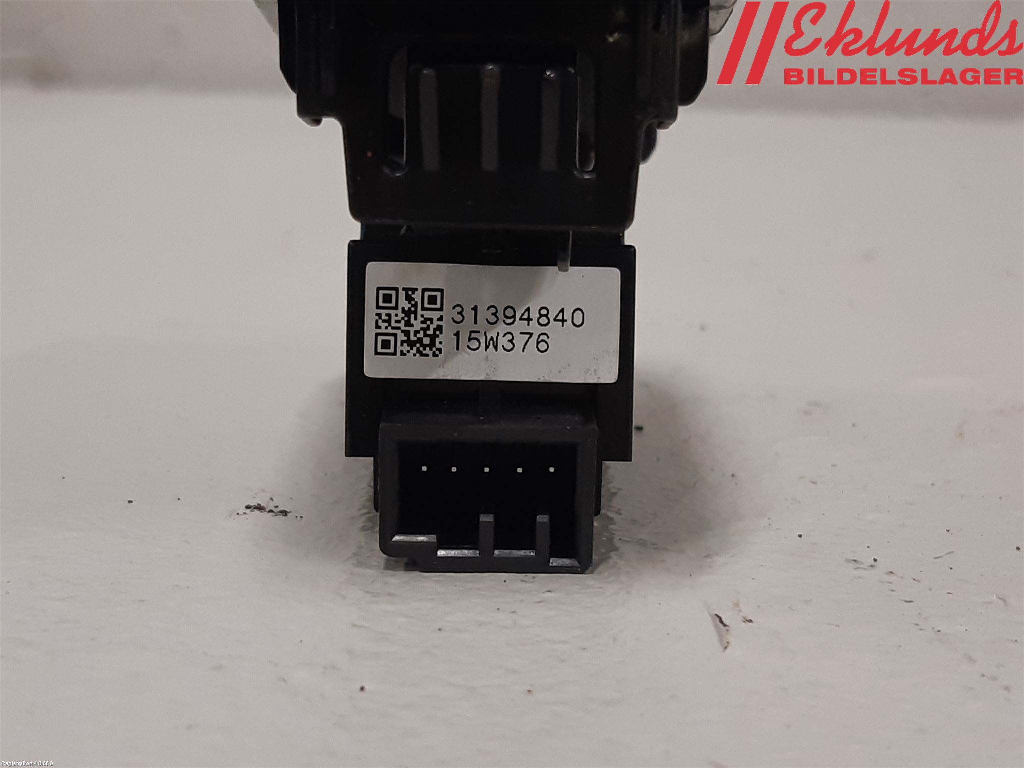 Volvo V40 12-19 Strömställare Elhiss