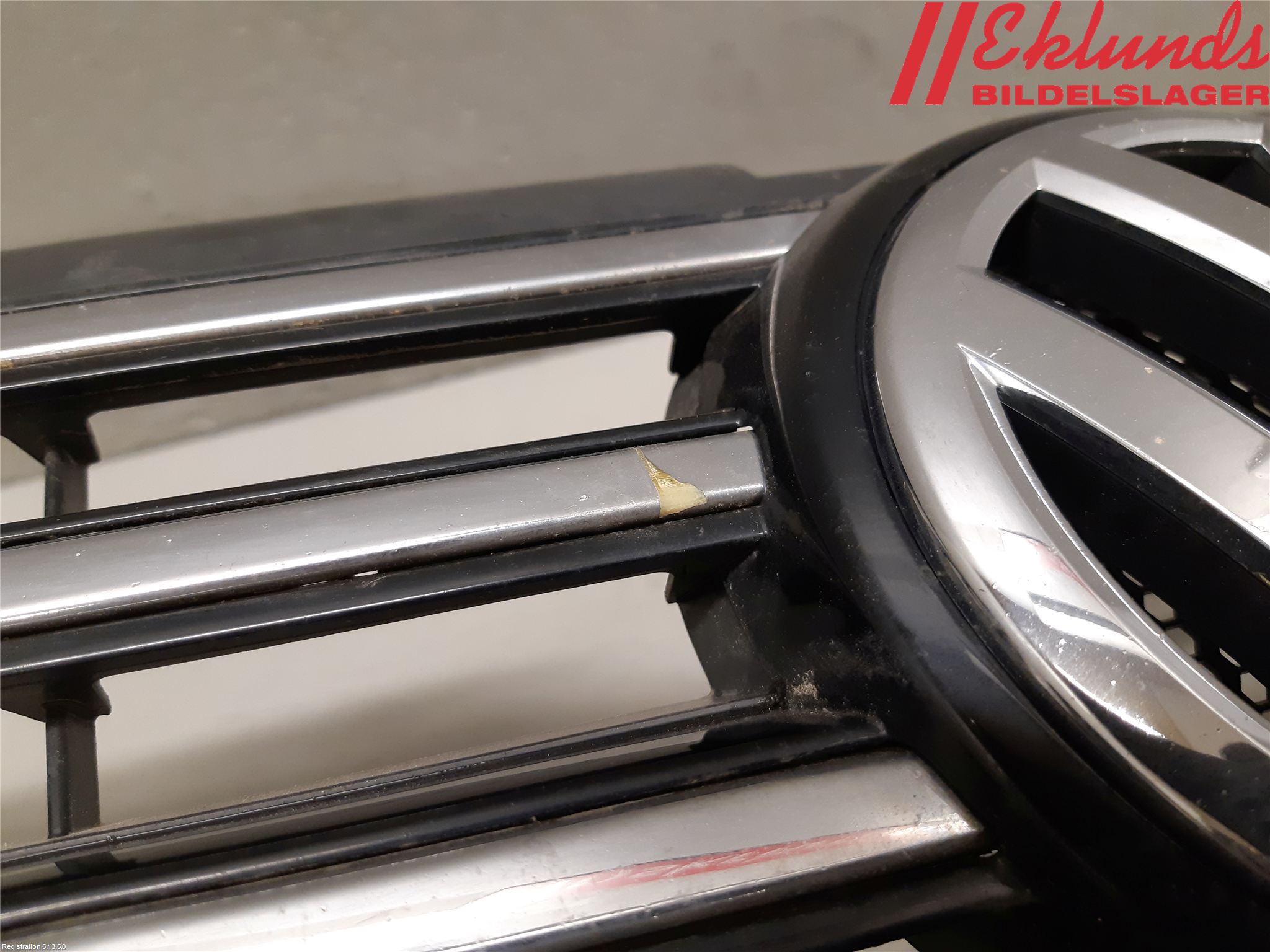 Volkswagen VW PASSAT 11-14 Grill Komp