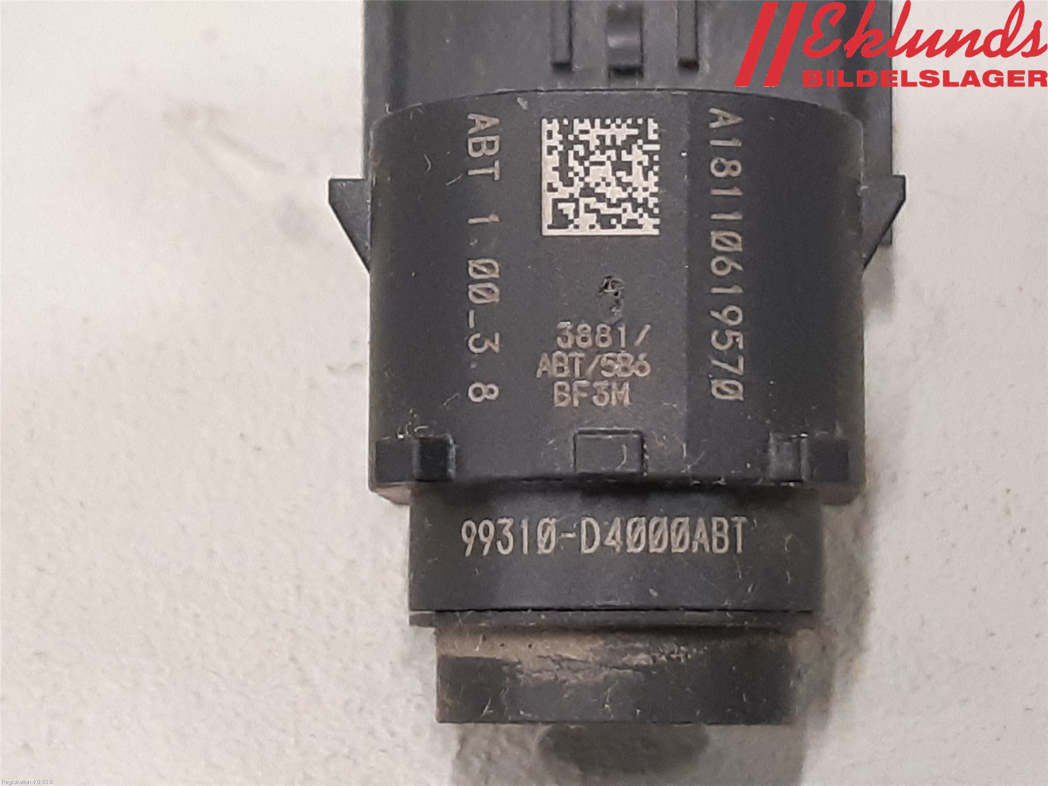 Kia OPTIMA 16-20 Parkeringshjälp Frontsensor