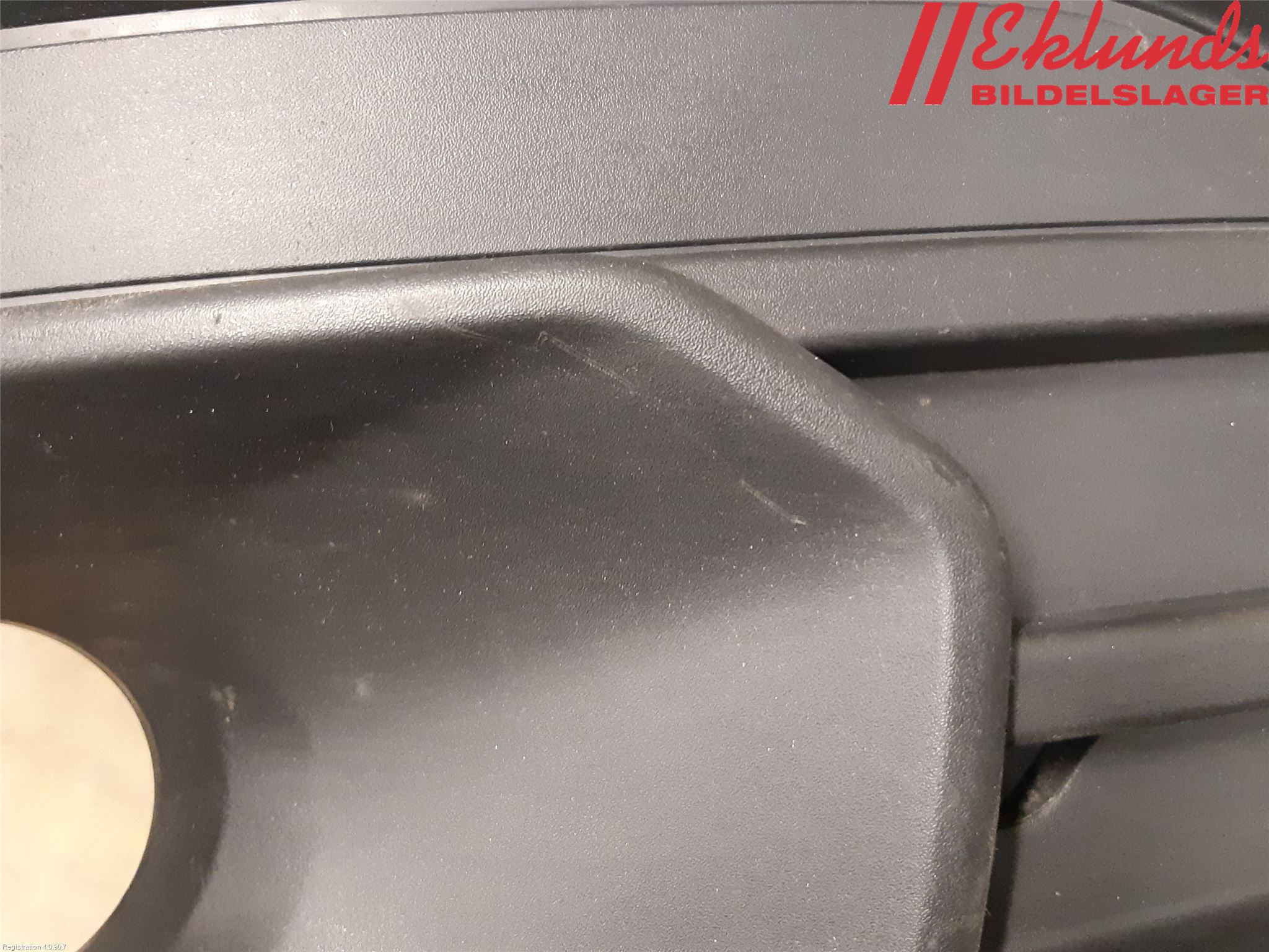 Iveco DAILY 14->> Dimljussarg Fram