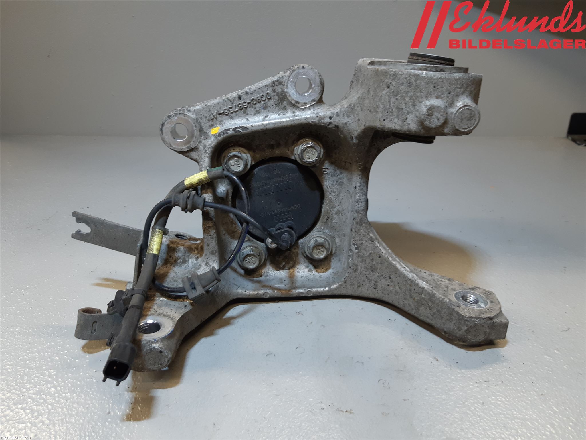 Ford MONDEO 15-22 Hjullagerhus-Spindel Hö B