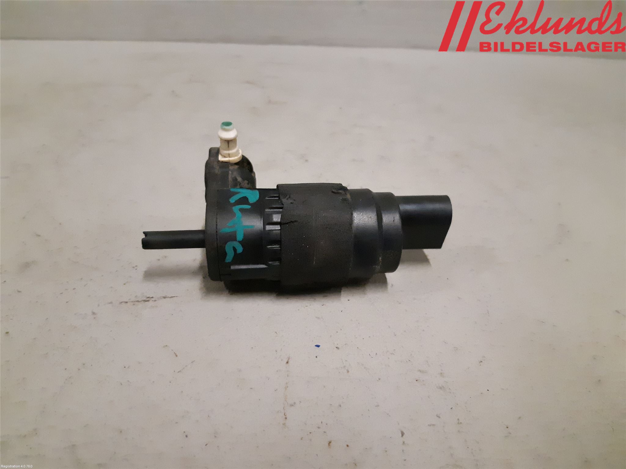 Audi A4 12-15 Spolarpump Vindruta
