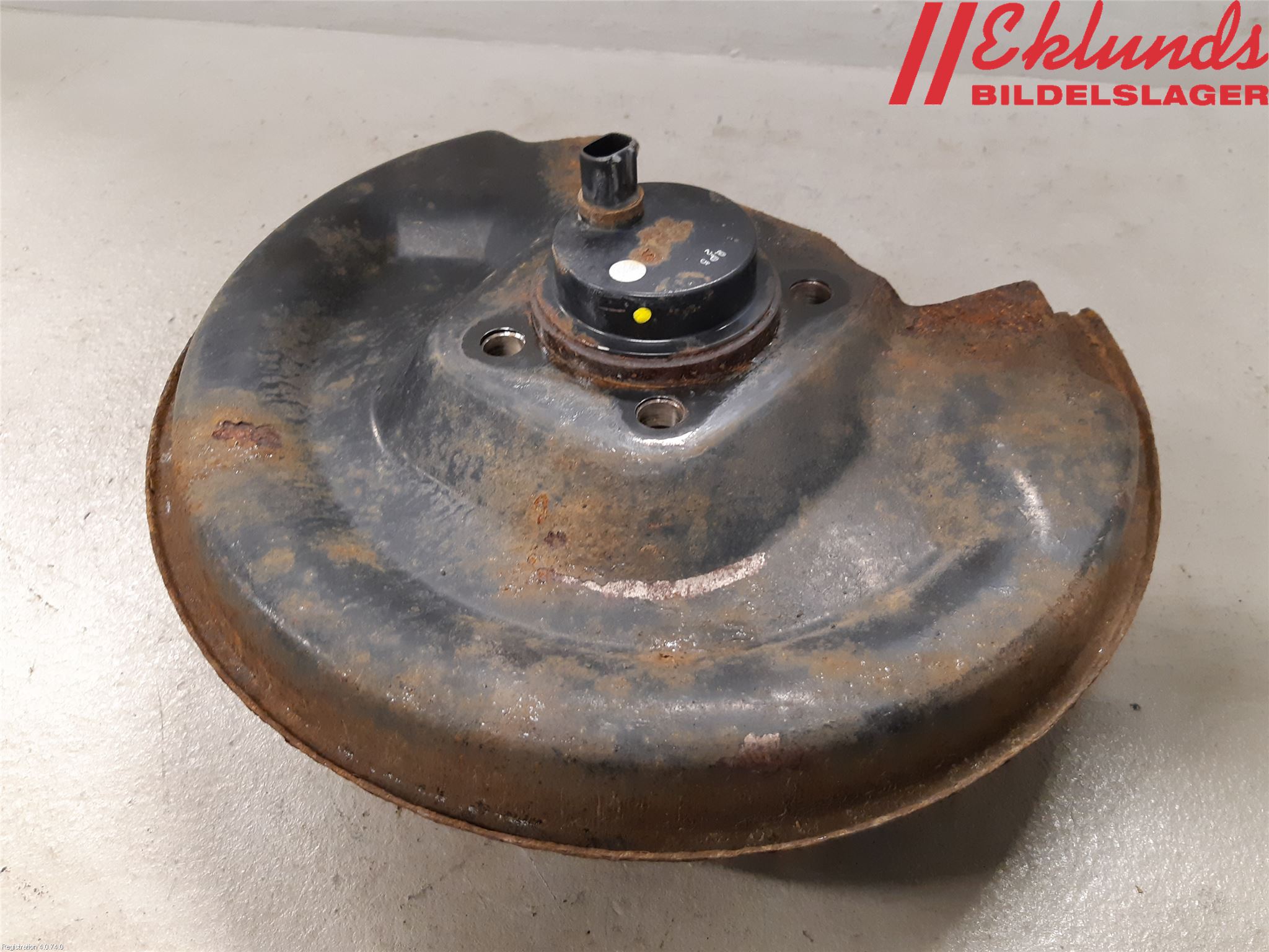 Toyota YARIS XP130 12-14 Nav Bak