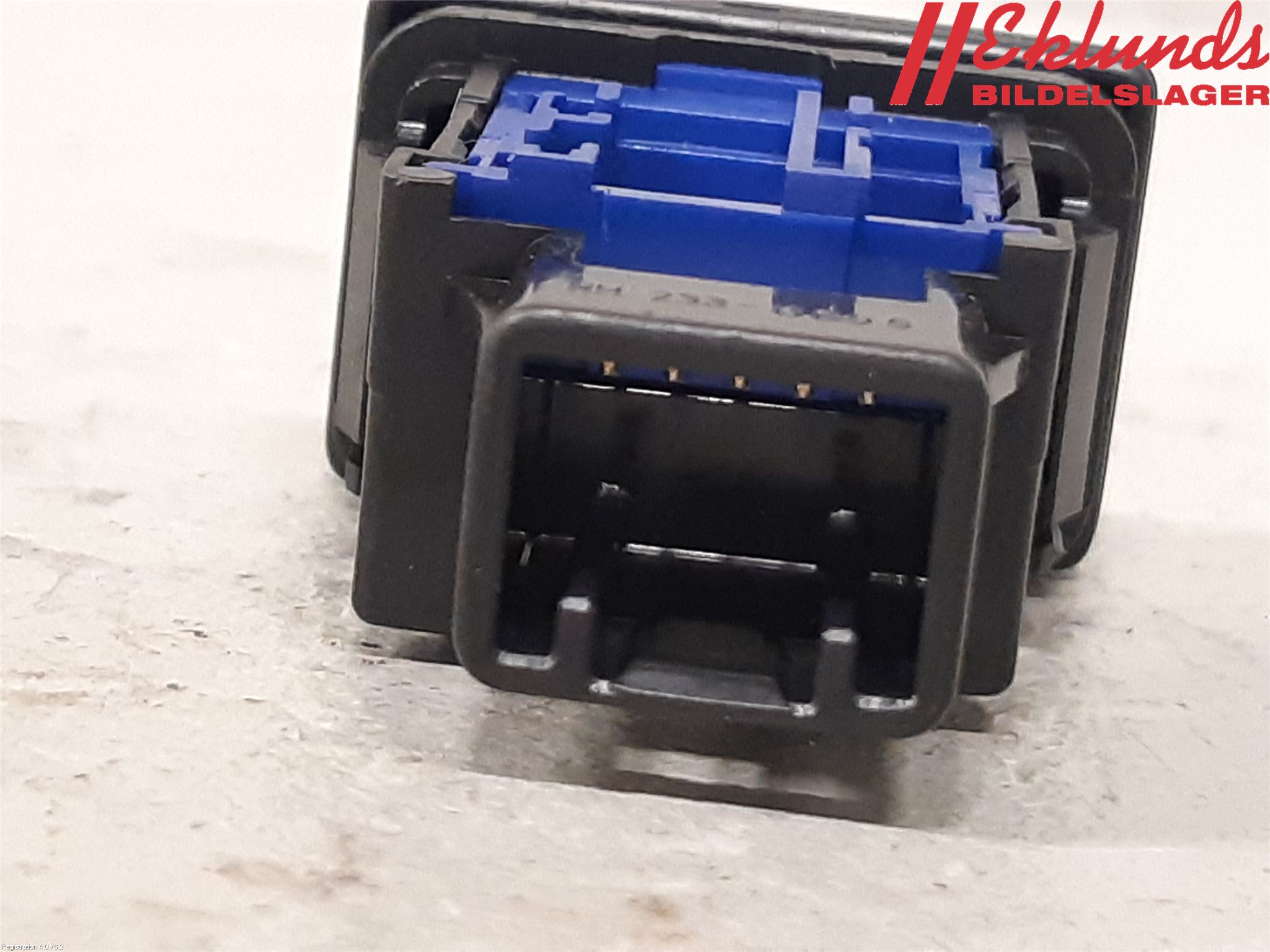 Toyota C-HR 16-23 Strömställare Övrigt