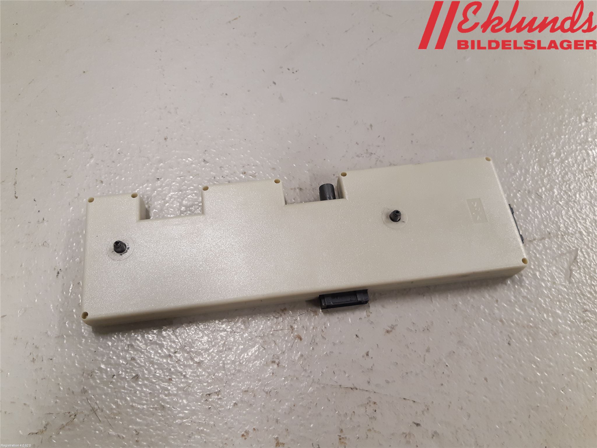 BMW 3 E90/91 SED/TOU 05-12 Antennförstärkare