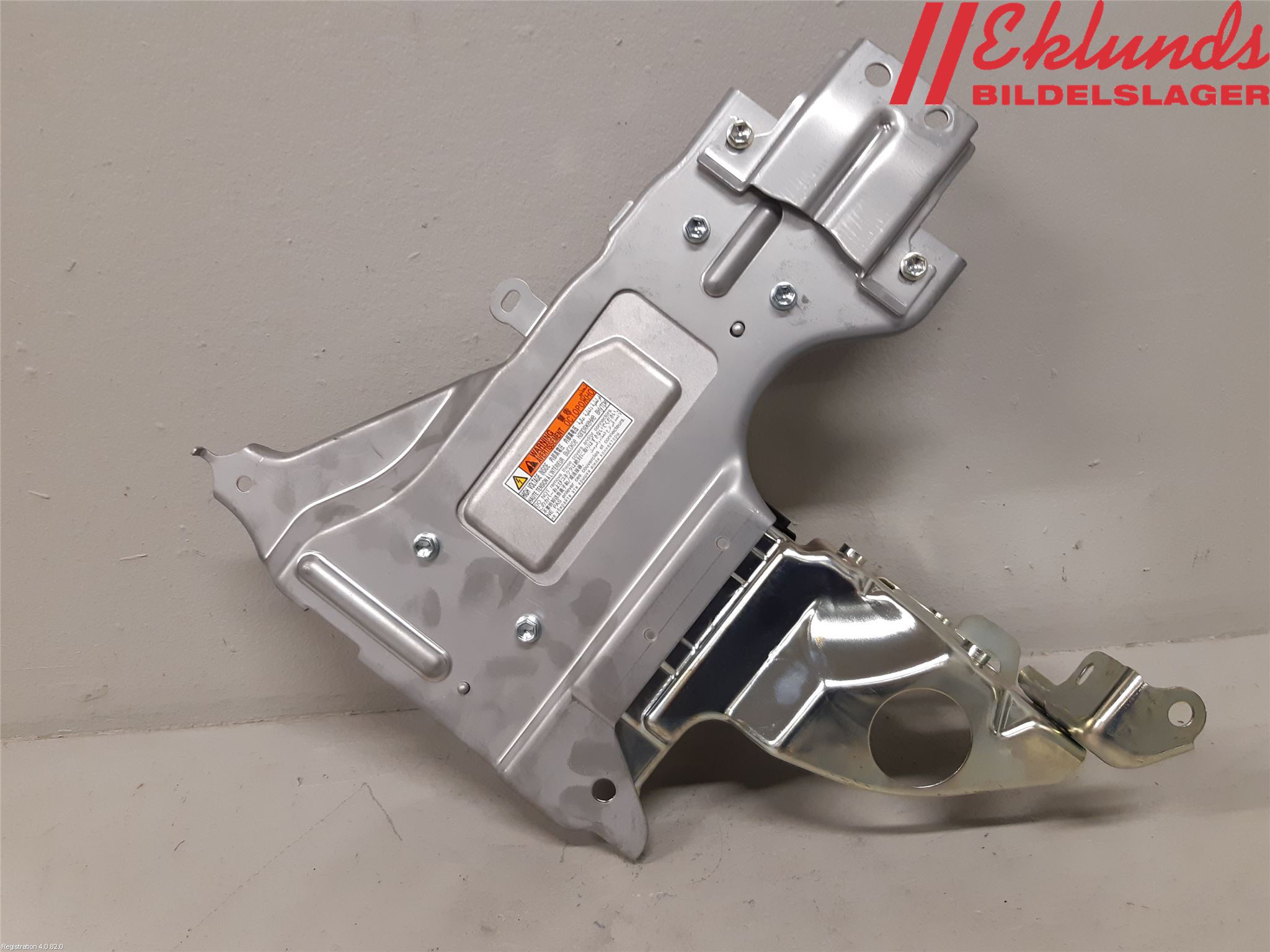 Toyota RAV4 19- Converter