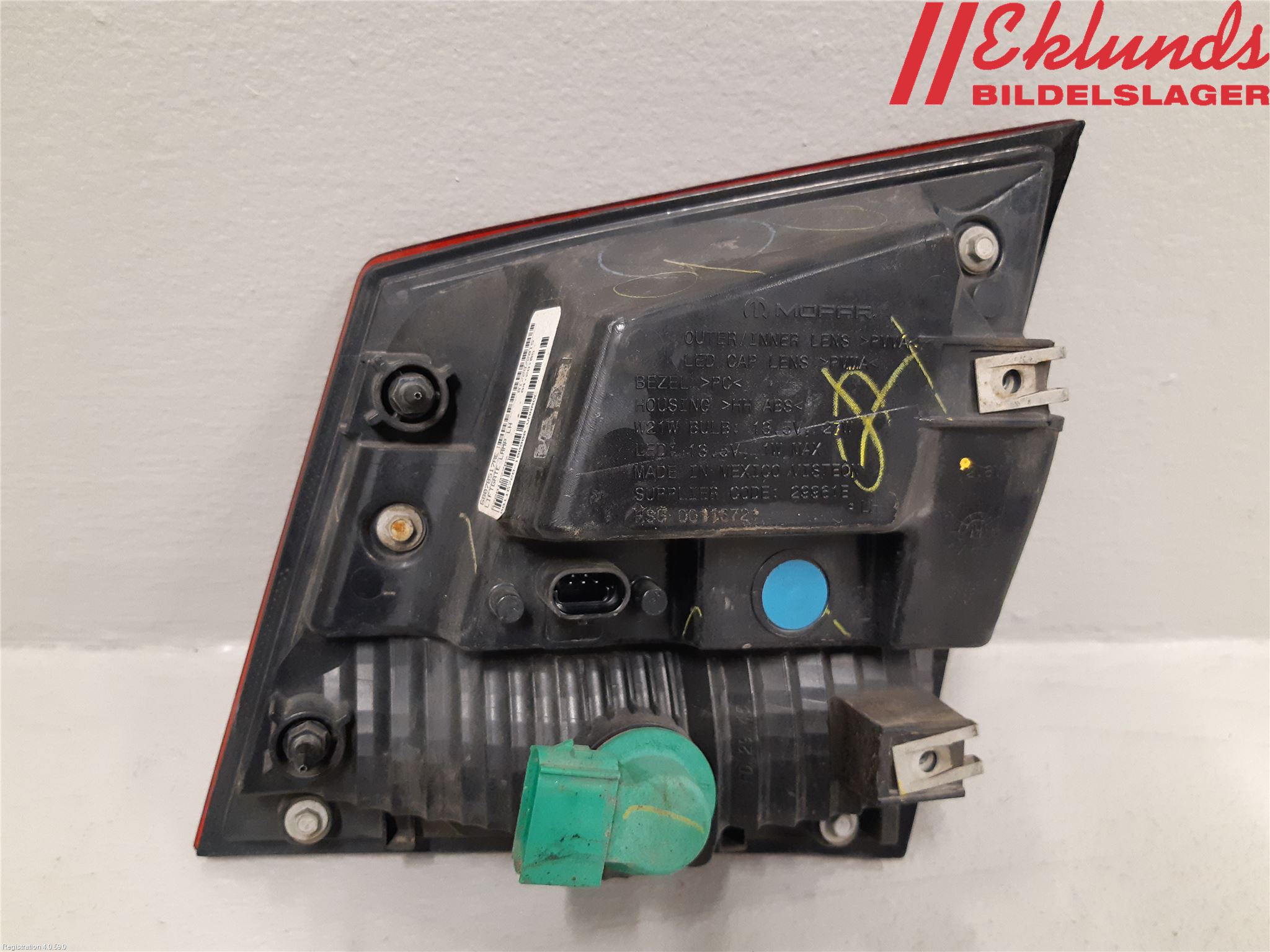 Fiat FREEMONT Bakljus Lucka Vä