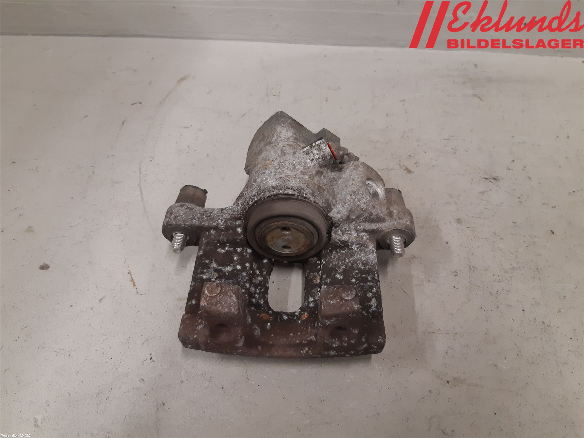 Volvo V40 12-19 Bromsok Bak Vänster