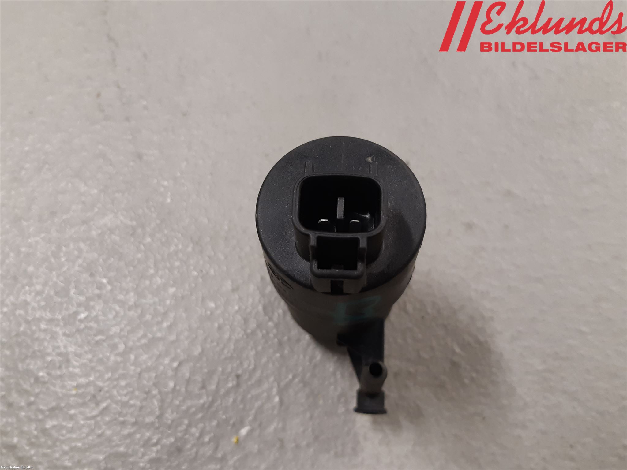 Toyota YARIS XP130 15-20 Spolarpump Baklucka