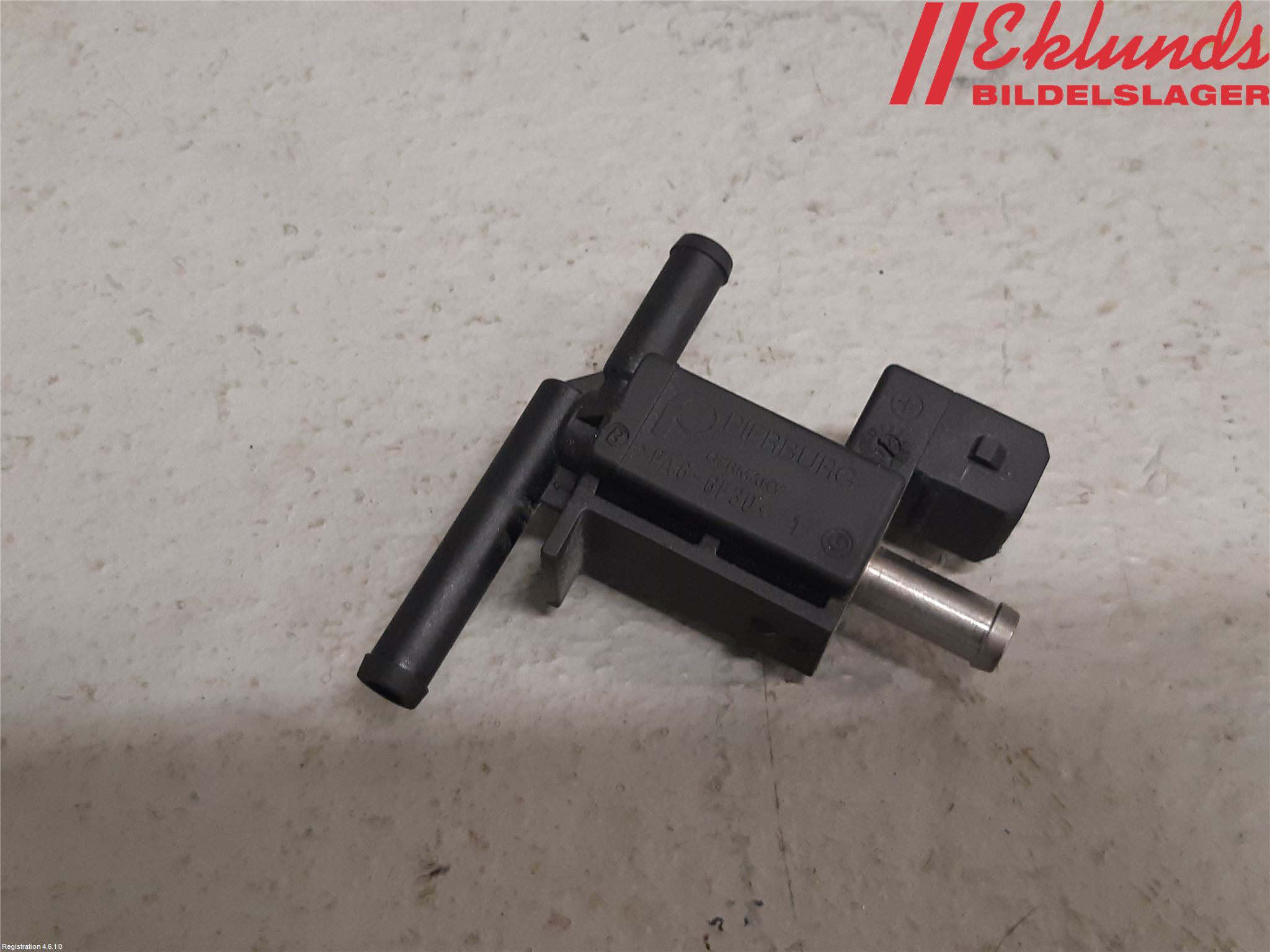 Nissan PULSAR Vakuumventil