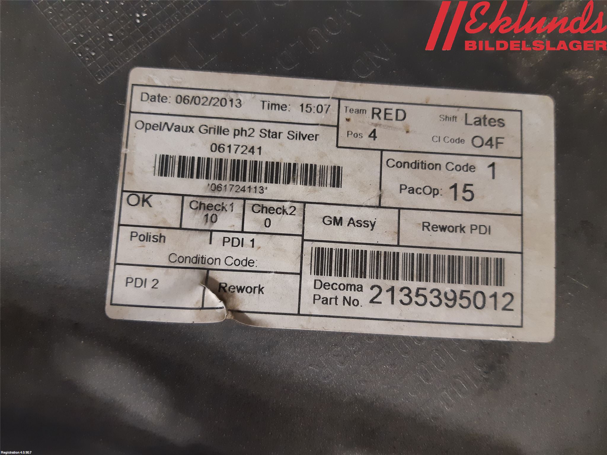 Opel VIVARO 01-14 Grill Komp