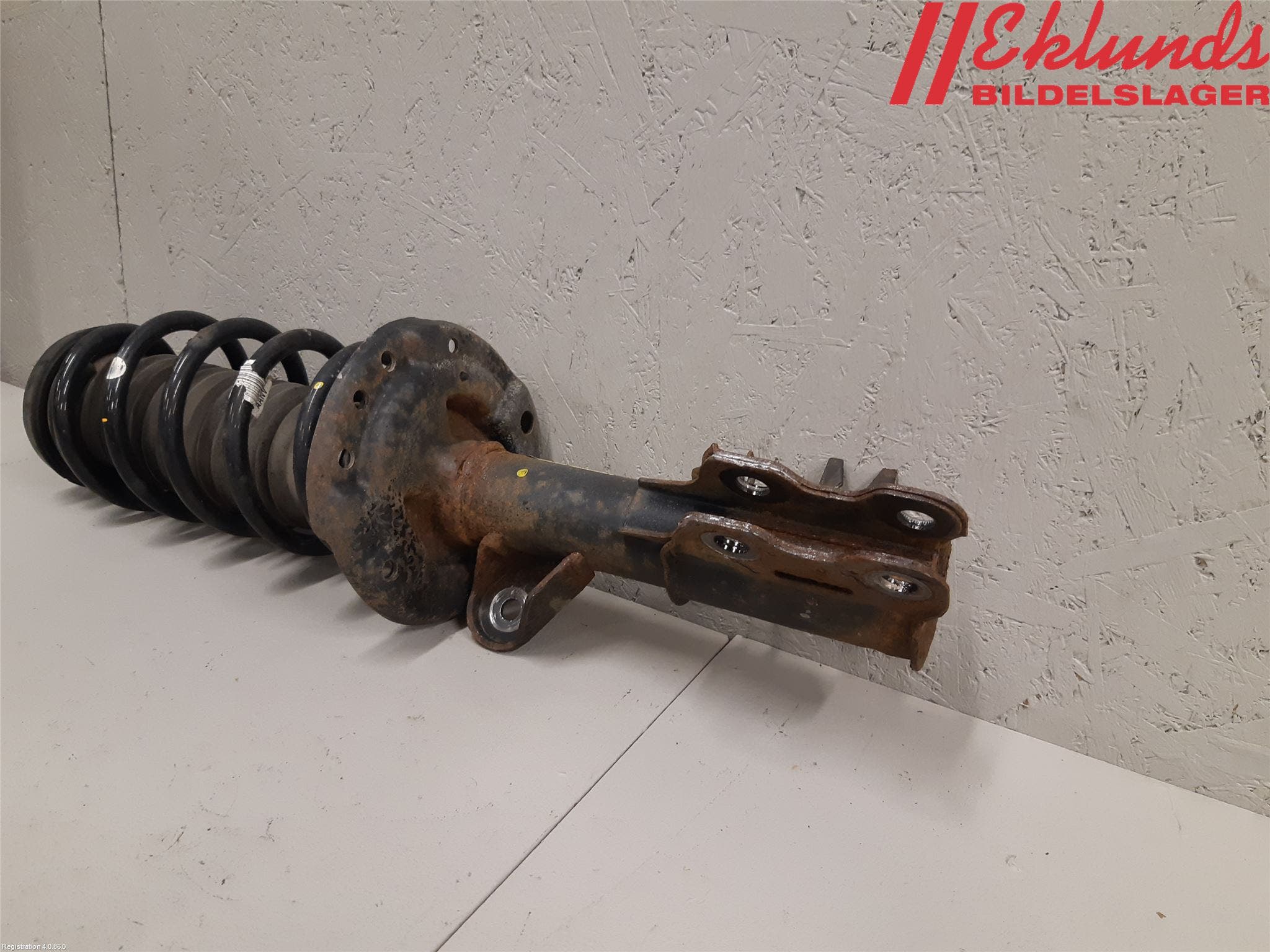 Opel MOKKA 13-20 Fjäderben Fram Höger