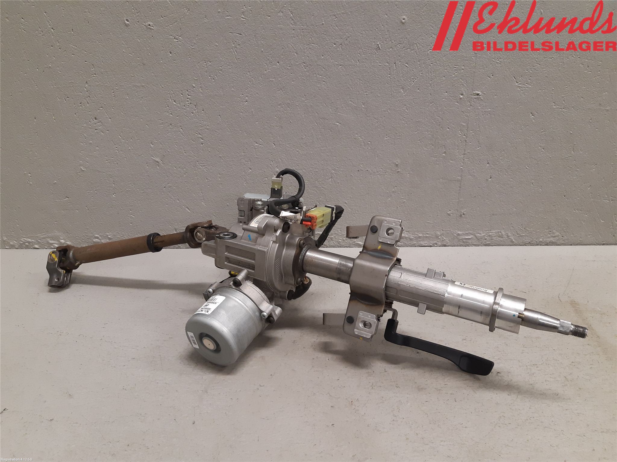 Kia CEED 12-18 Rattaxelagg Med Inb Servo