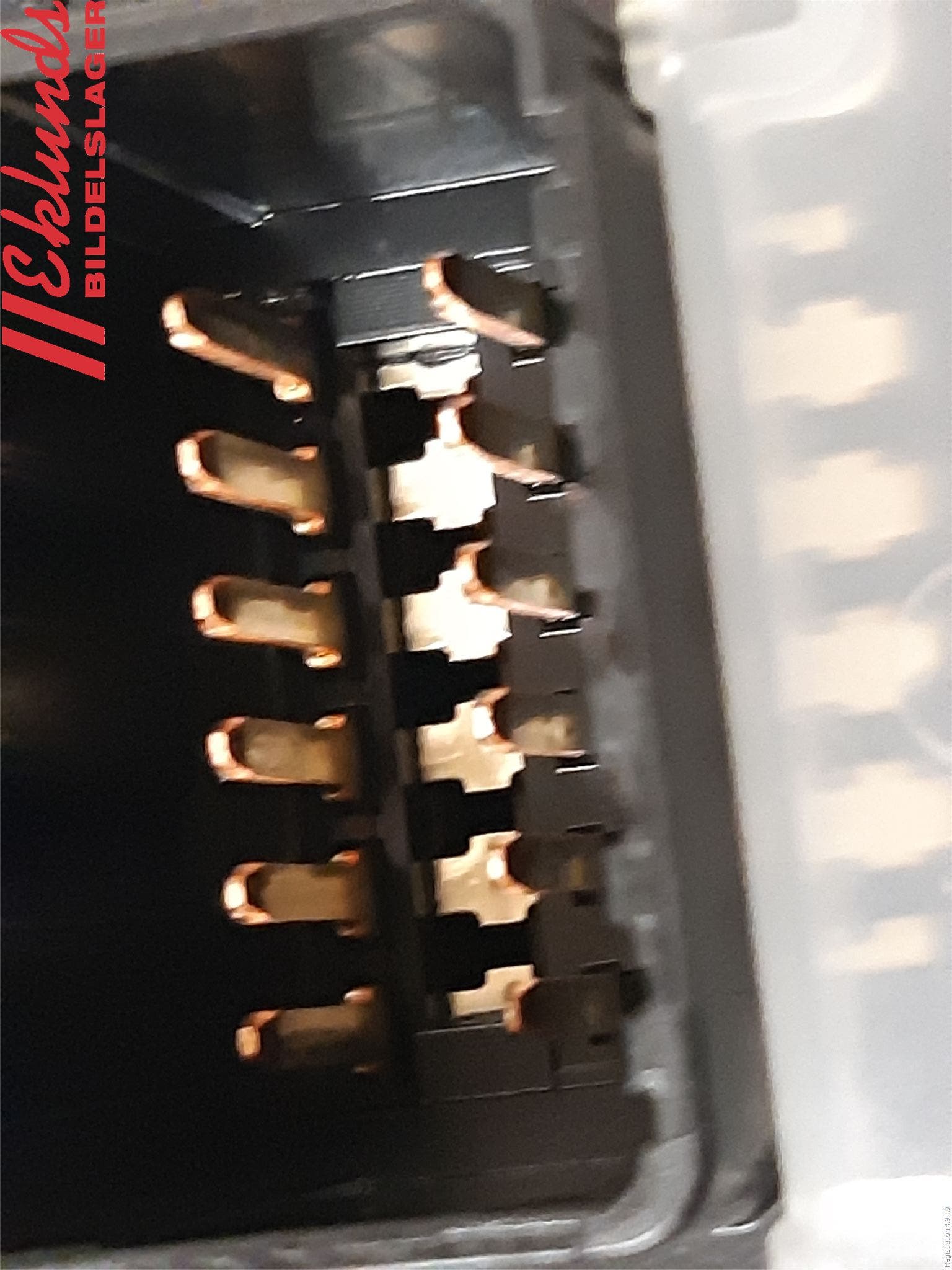 Ford KUGA 08-12 Spak Torkar-Spolomk