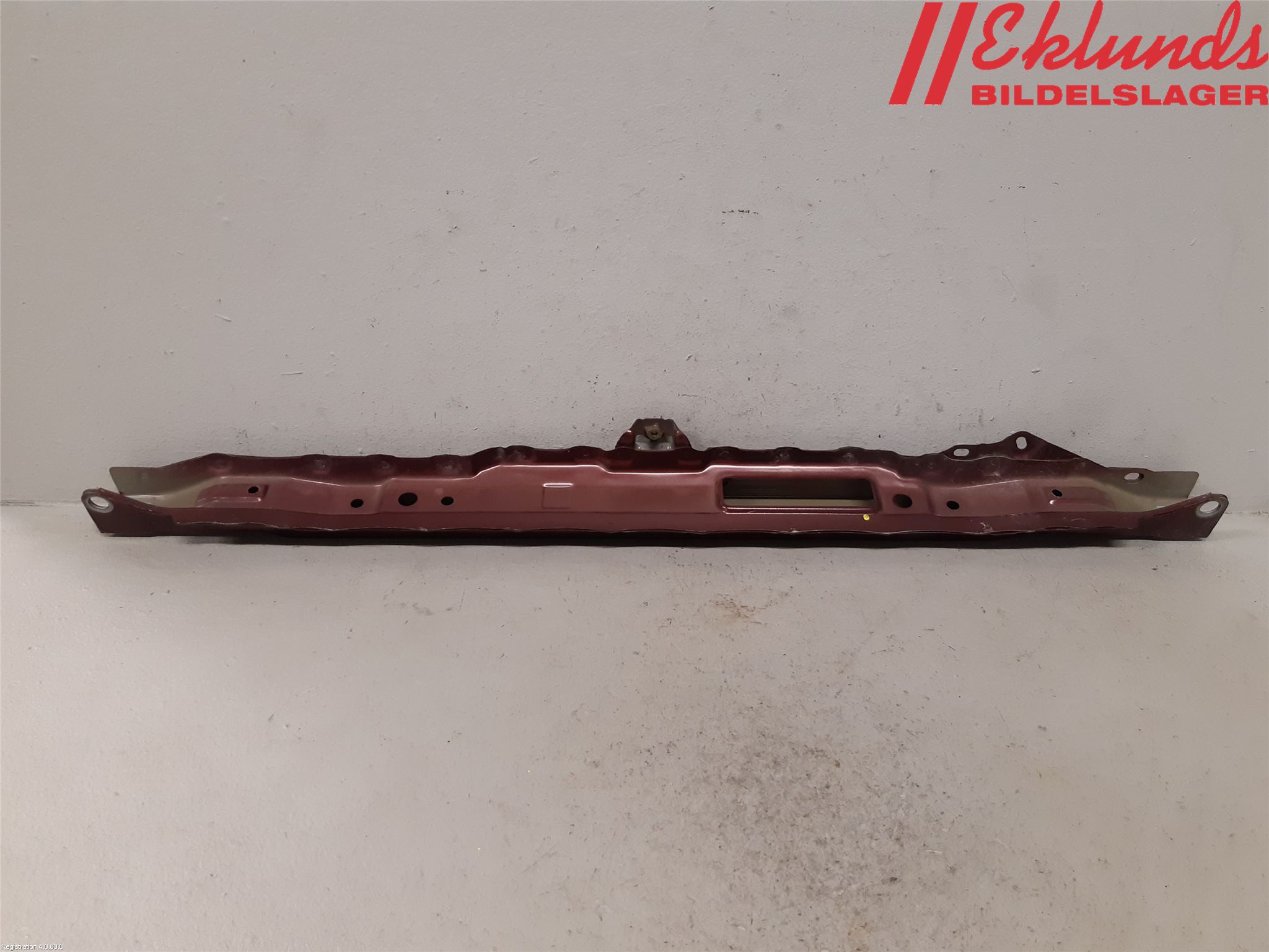 Toyota RAV4 13-18 Kylarfäste-Ram-Balk