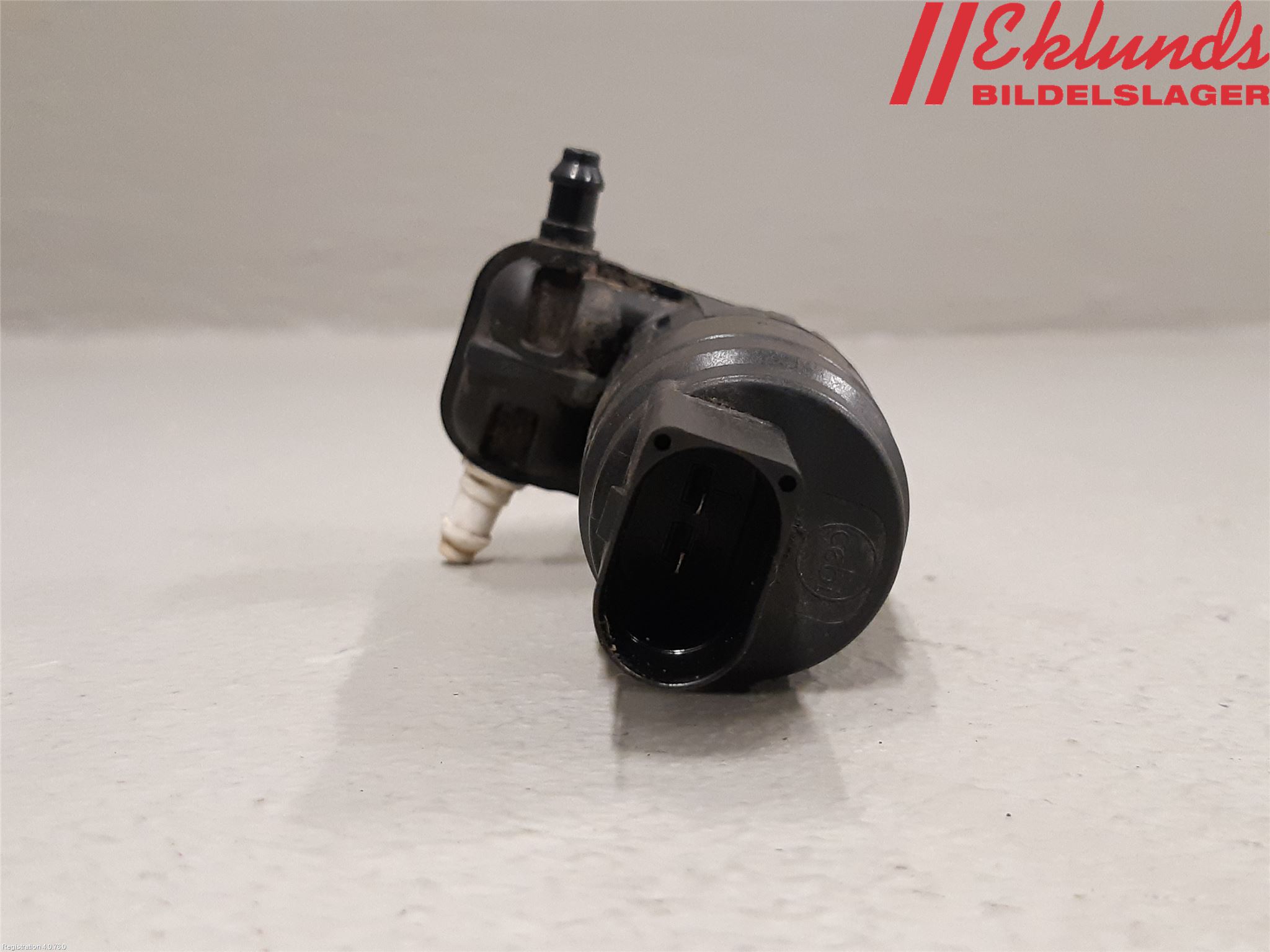Volkswagen VW POLO 10-17 Spolarpump Vindruta