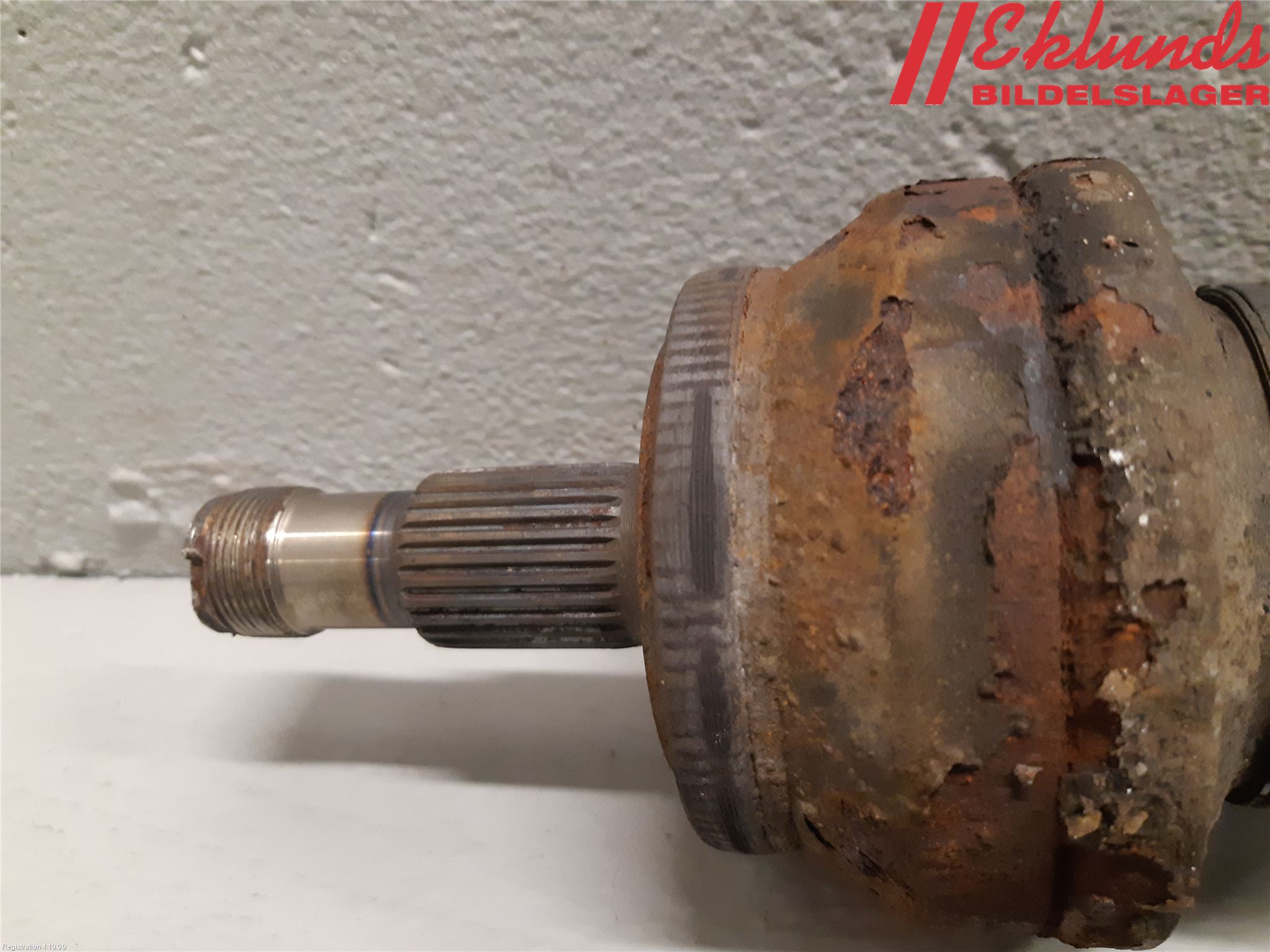 Mercedes-Benz MB E-KLASS (W212) 09-16 Drivaxel Bak Vänster