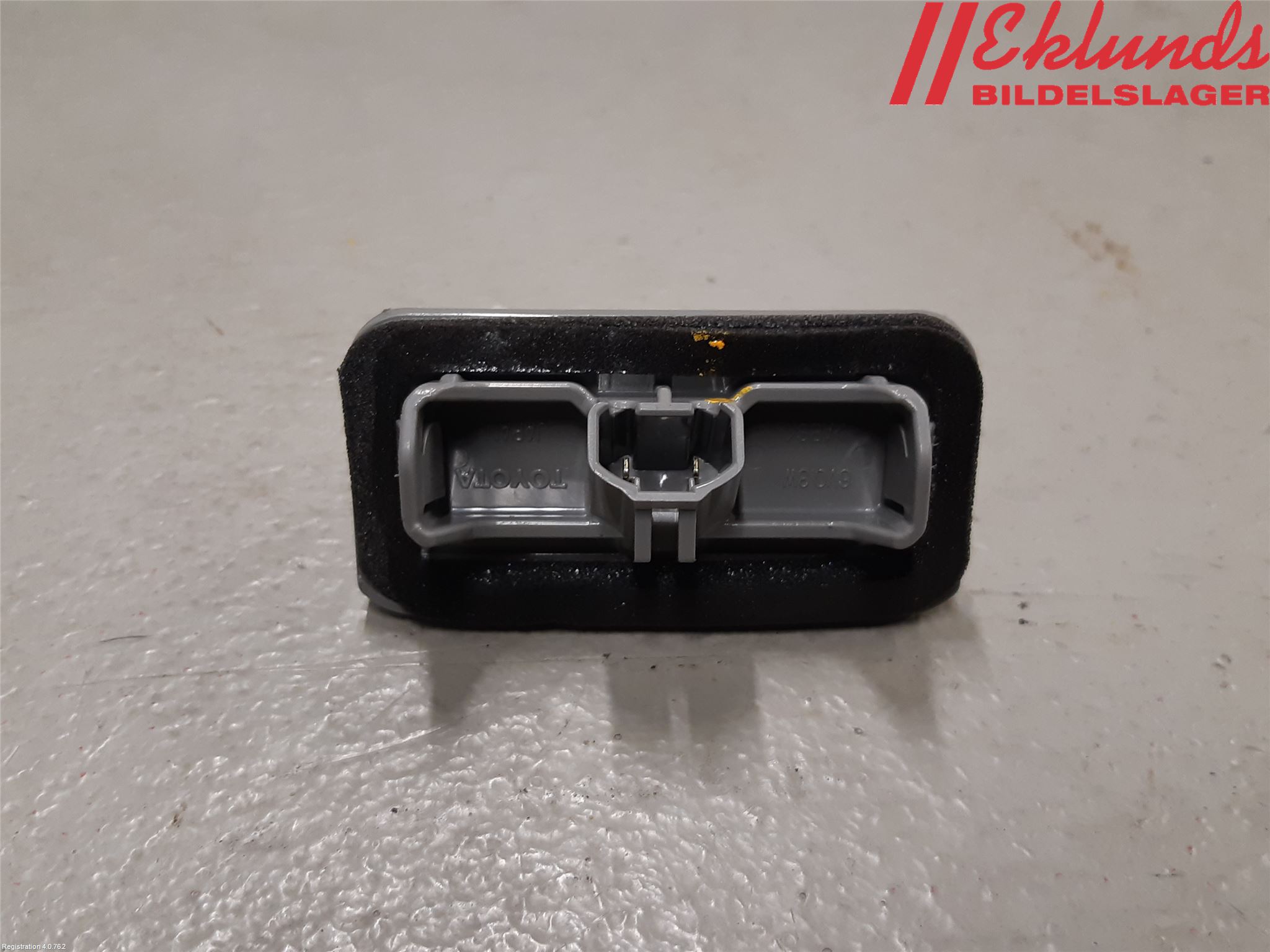 Lexus UX/300e 19- Skylt Belysning