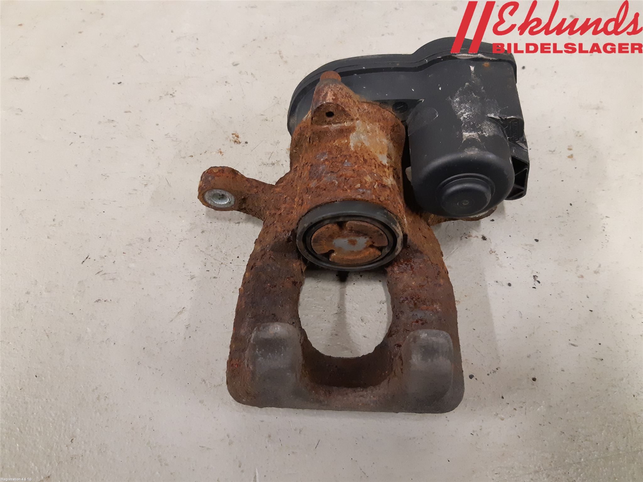 Nissan QASHQAI 14-17 Bromsok Bak Vänster