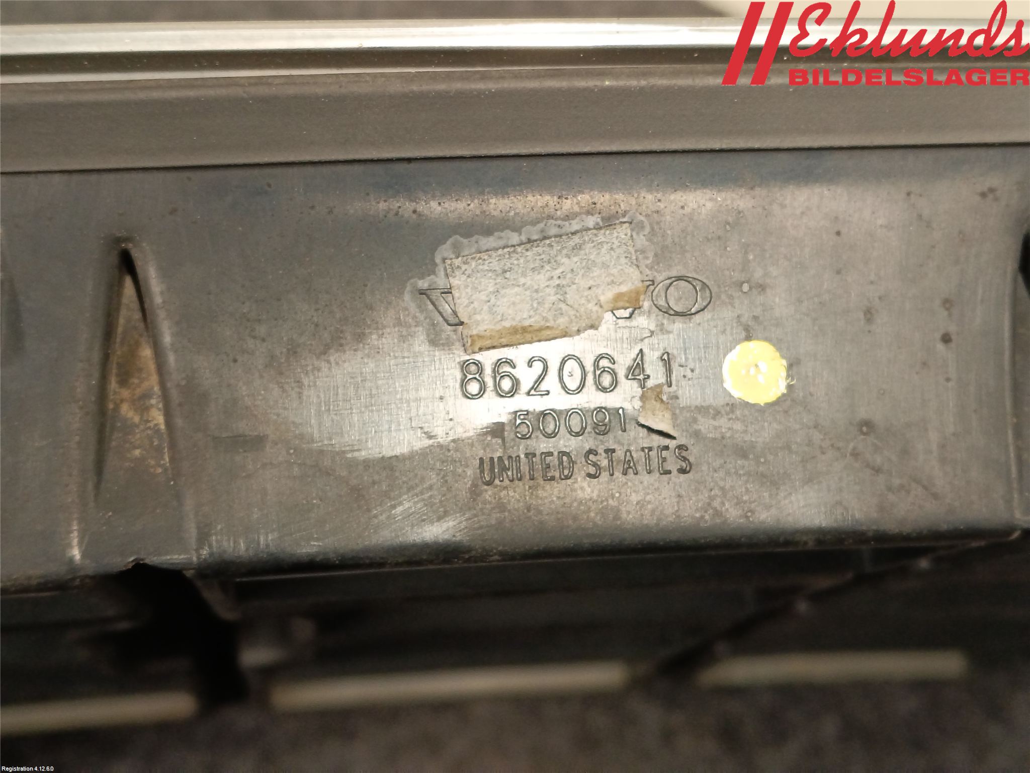 Volvo XC90 03-06 Grill Komp