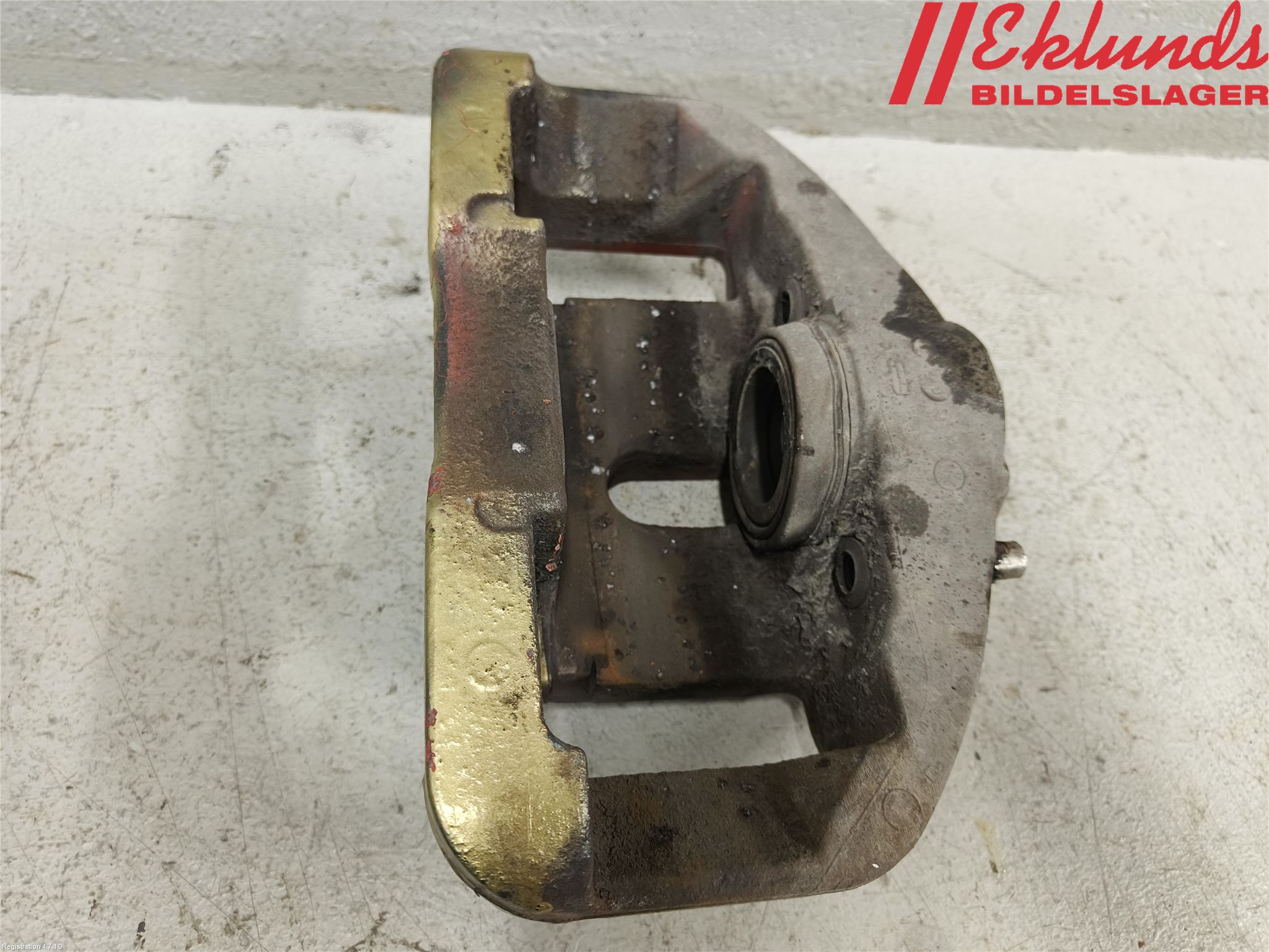 BMW 5 F10/F11/F18 09-17 Bromsok Fram Höger