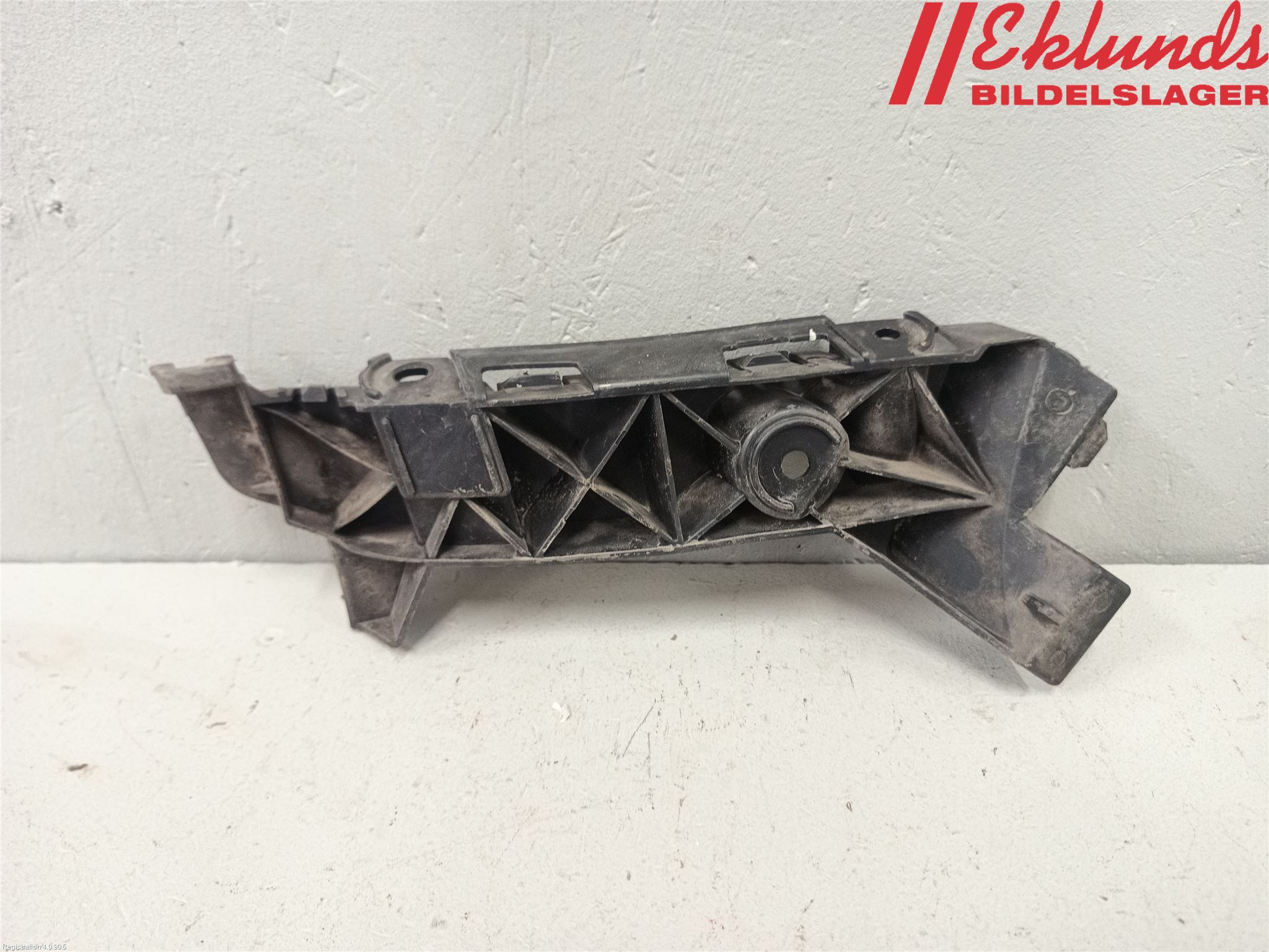 Seat IBIZA IV 08-16 Stötfångarfäste Bak Hö