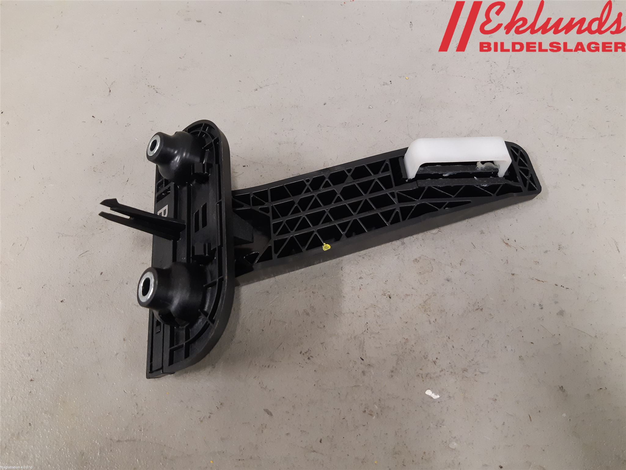 Lexus NX 340h/450h+ 21- Gaspedal