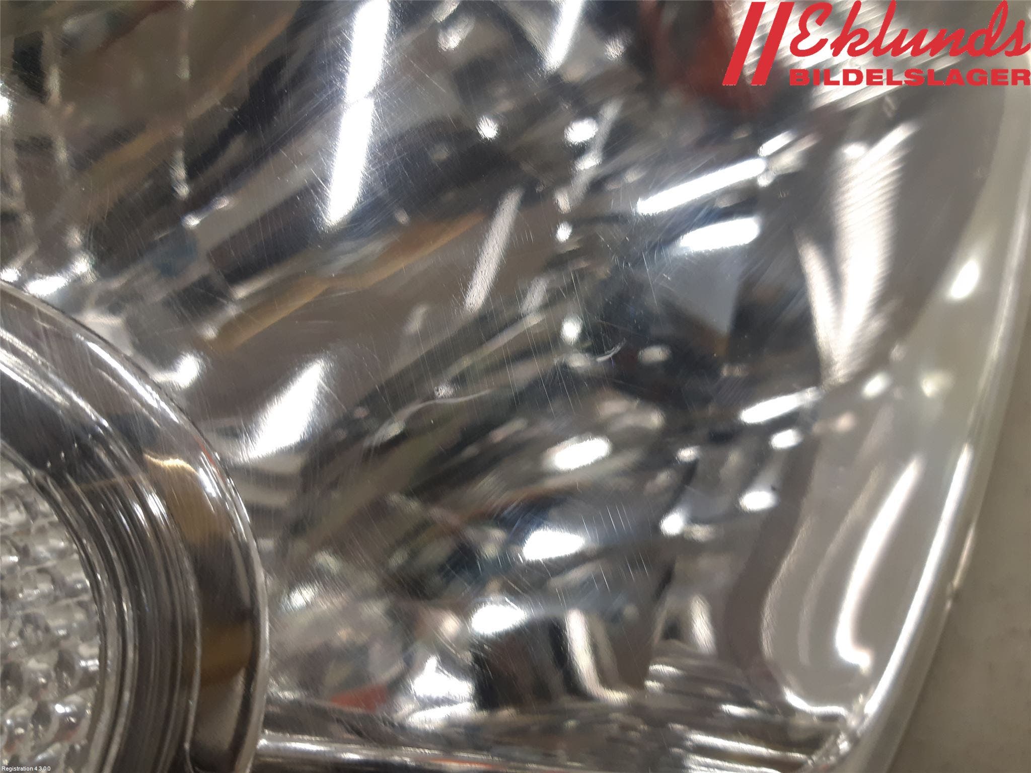 Toyota RAV 4 00-06 Strålkastare Höger